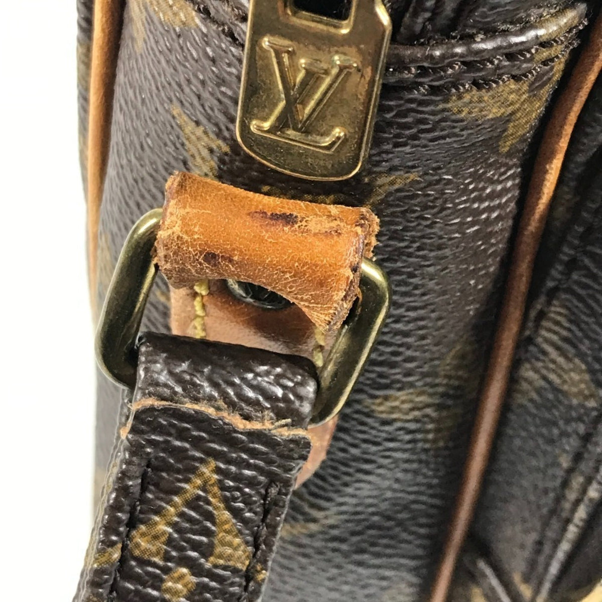 Louis Vuitton Brown Monogram Canvas Pochette Shoulder Bag (Pre-Owned)