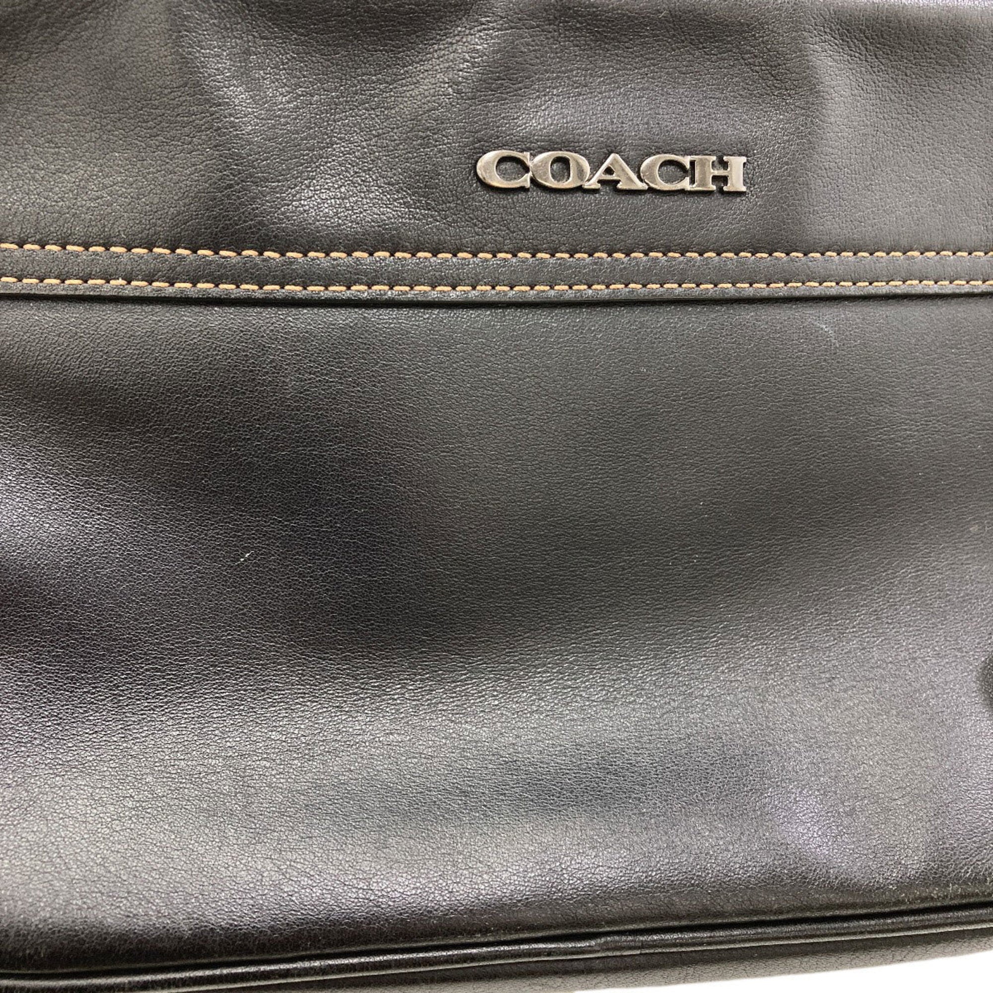 Coach Black Leather Shoulder Bag (Pre-Owned)