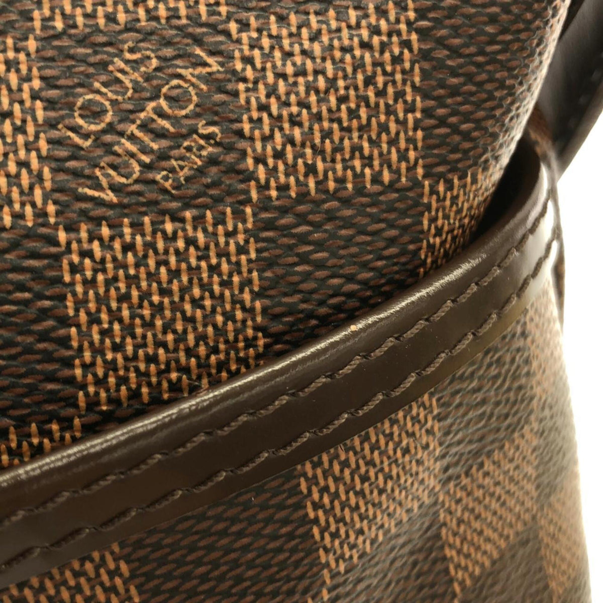 Louis Vuitton Brown Coated Canvas Shoulder Bag (Pre-Owned)