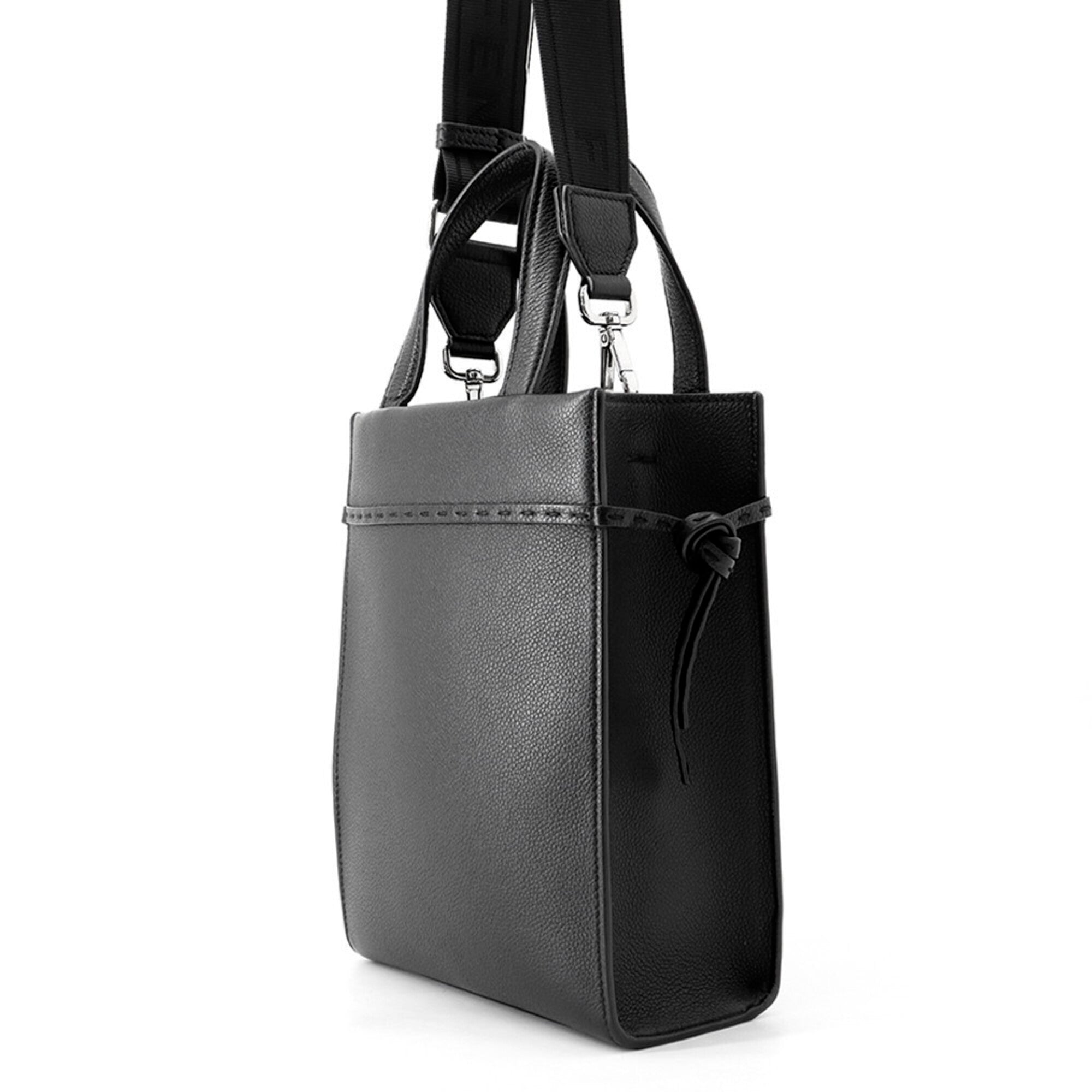 Fendi Black Leather Handbag Shoulder Bag (Pre-Owned)