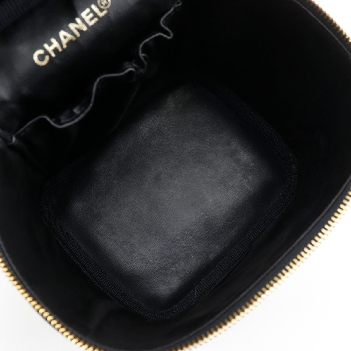 Chanel Black Grained Calfskin Handbag Pouch (Pre-Owned)