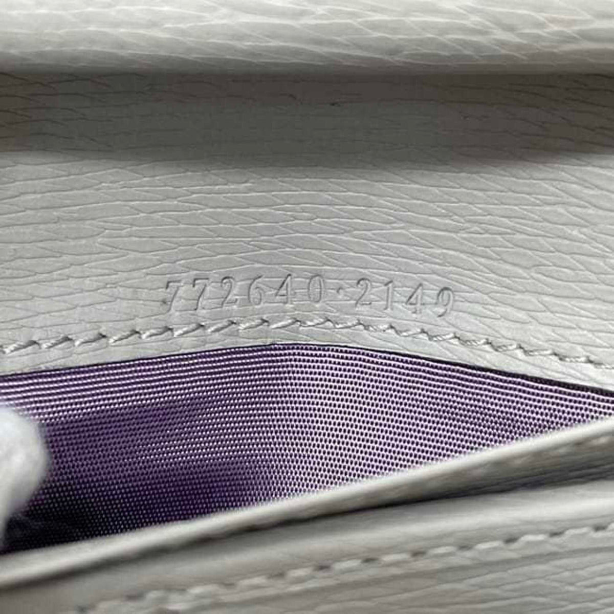 Gucci Gray Leather Wallet (Bi-Fold) (Pre-Owned)