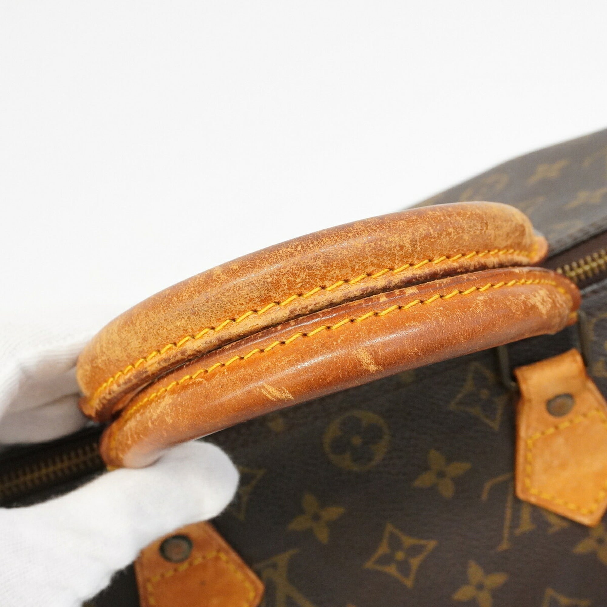 Louis Vuitton Brown Handbag (Pre-Owned)