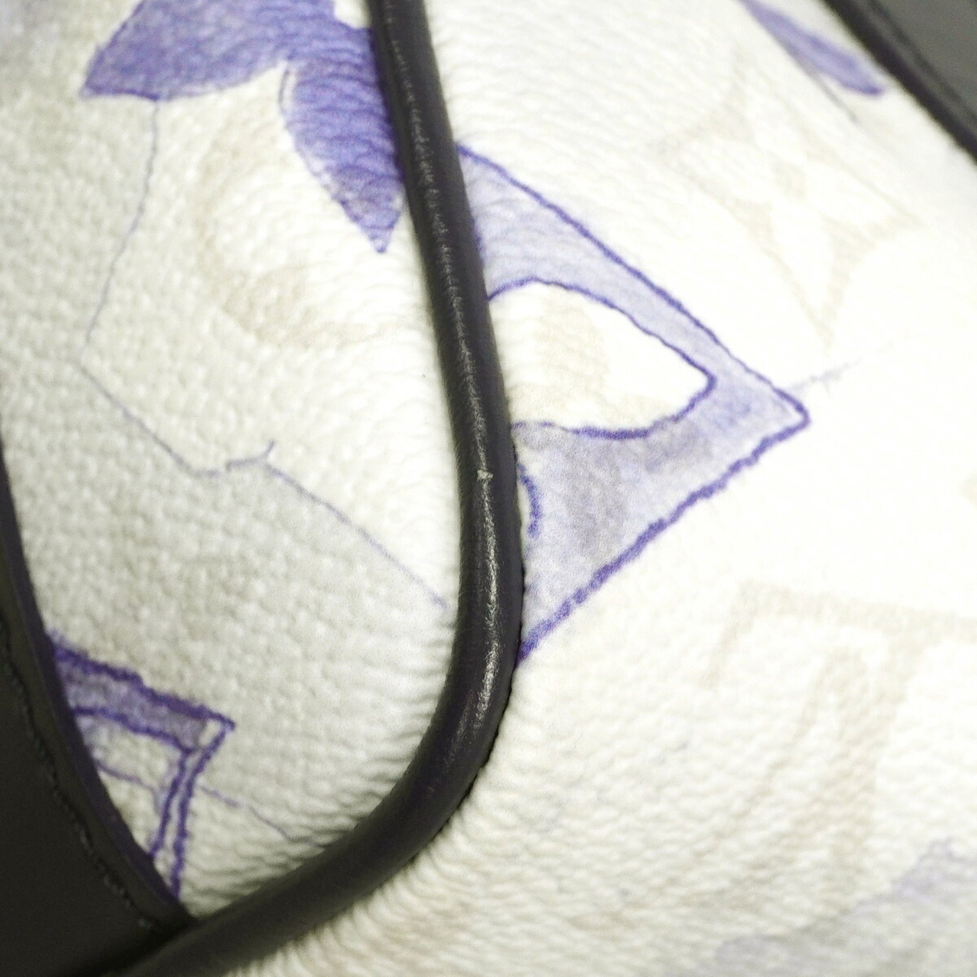 Louis Vuitton Blue Handbag (Pre-Owned)
