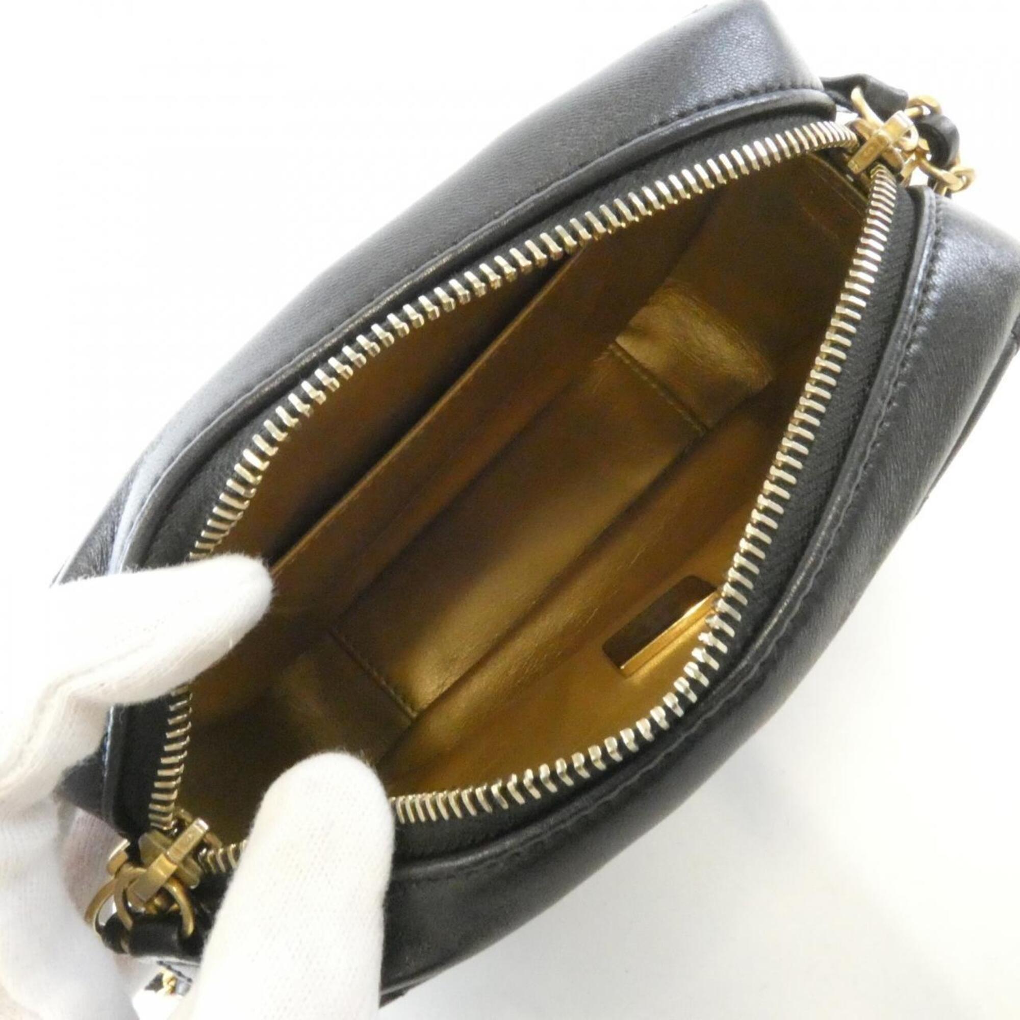 Chanel Black Leather Shoulder Bag (Pre-Owned)