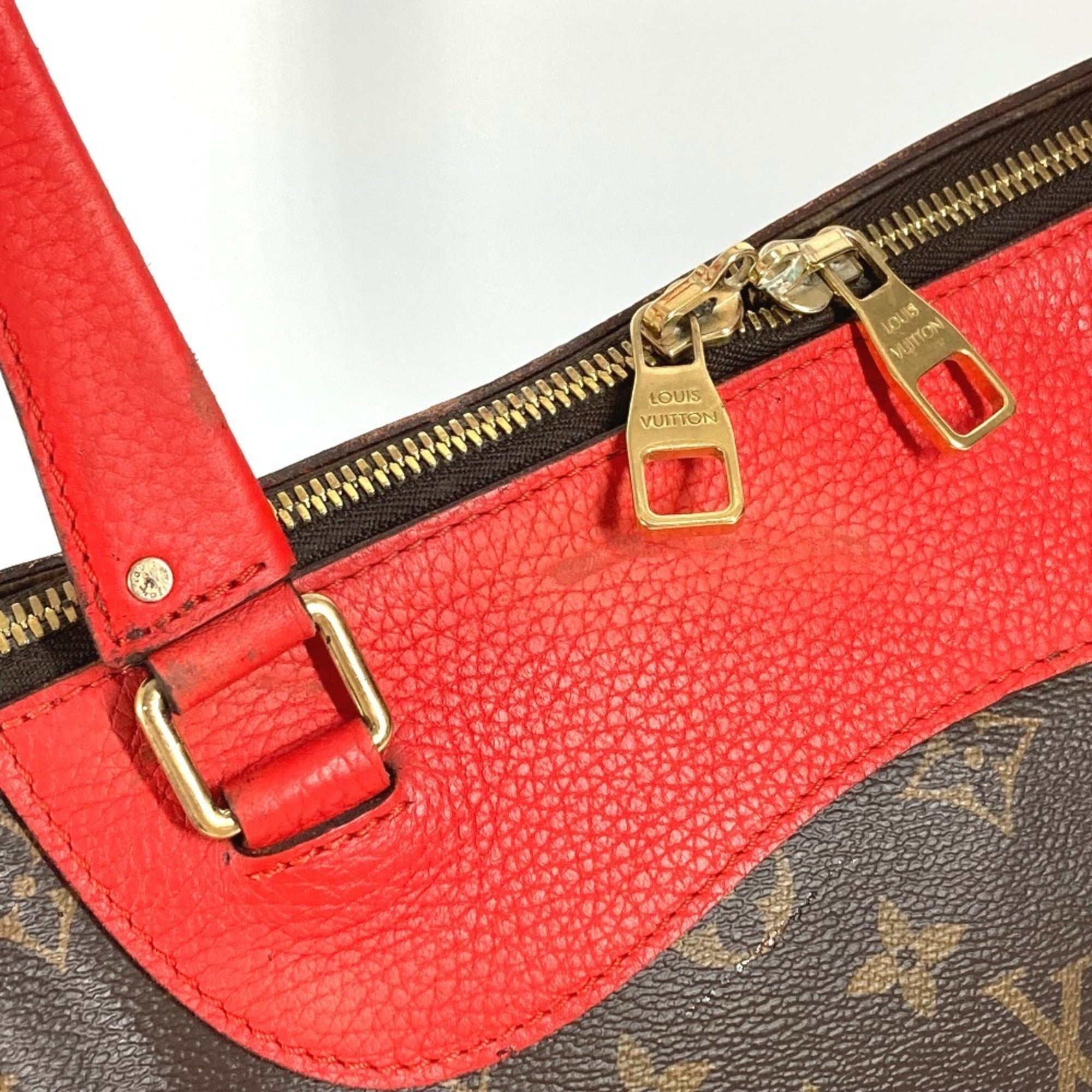Louis Vuitton Brown Red Color Monogram Shoulder Bag (Pre-Owned)