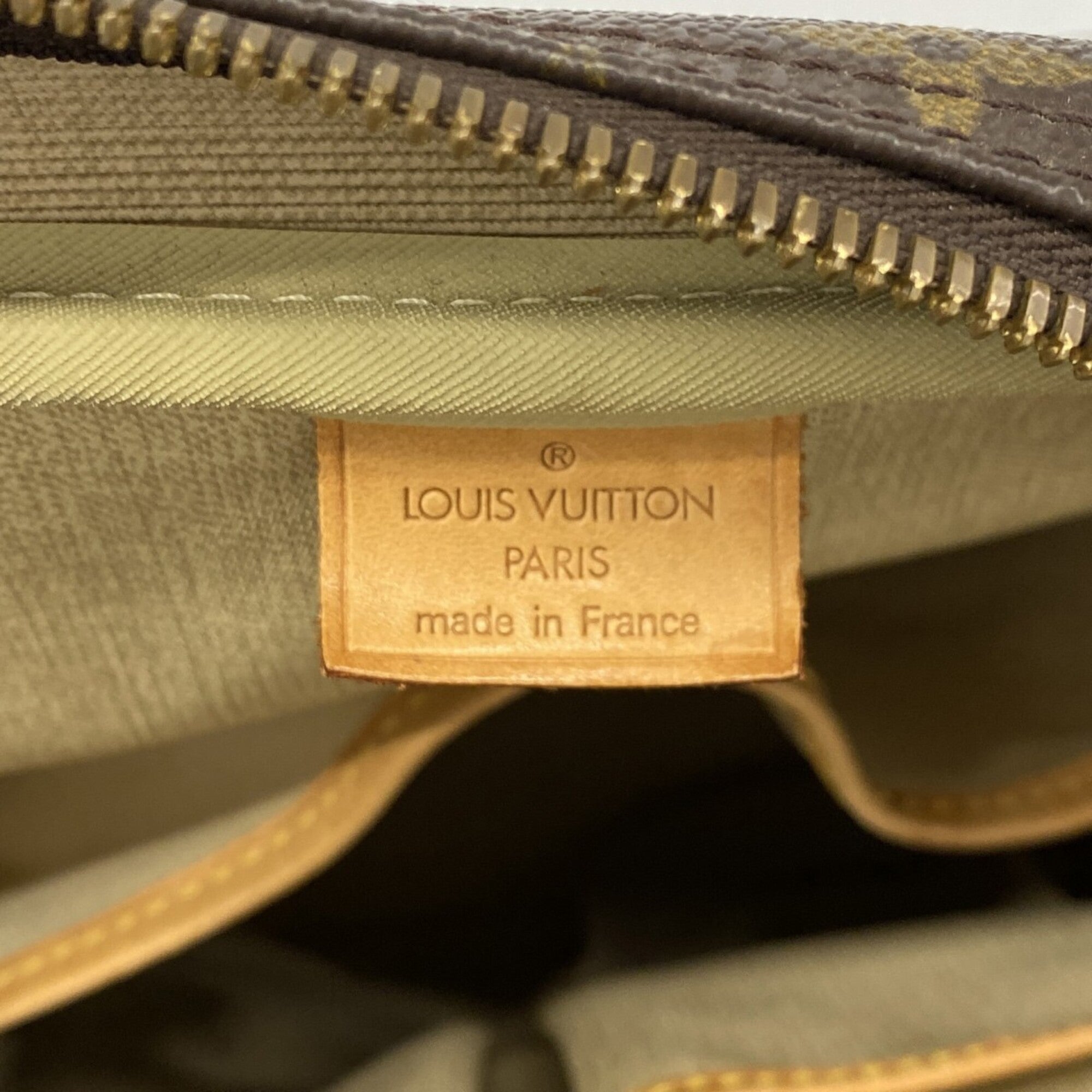 Louis Vuitton Brown Handbag (Pre-Owned)