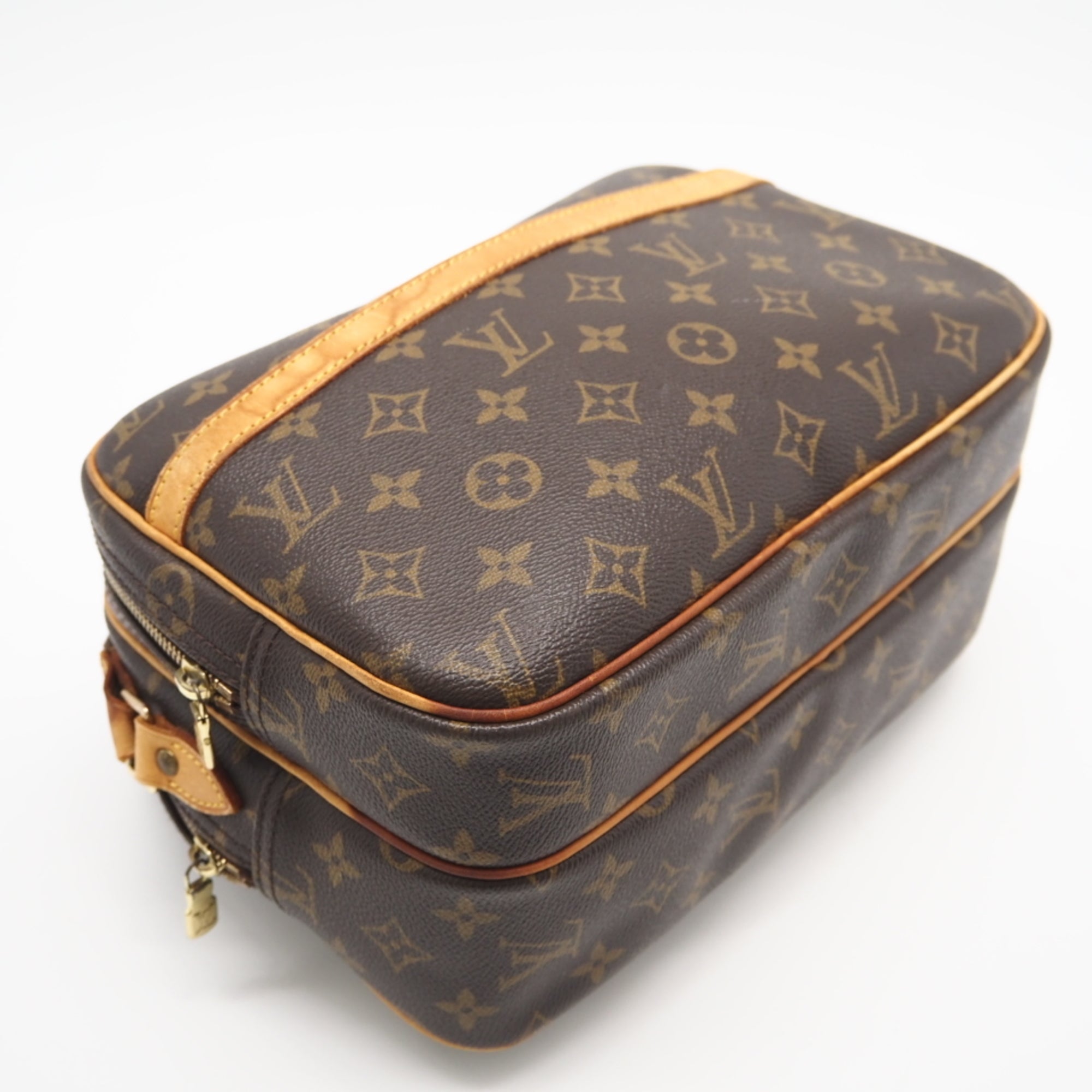 Louis Vuitton Brown Coated Canvas Leather Shoulder Bag (Pre-Owned)