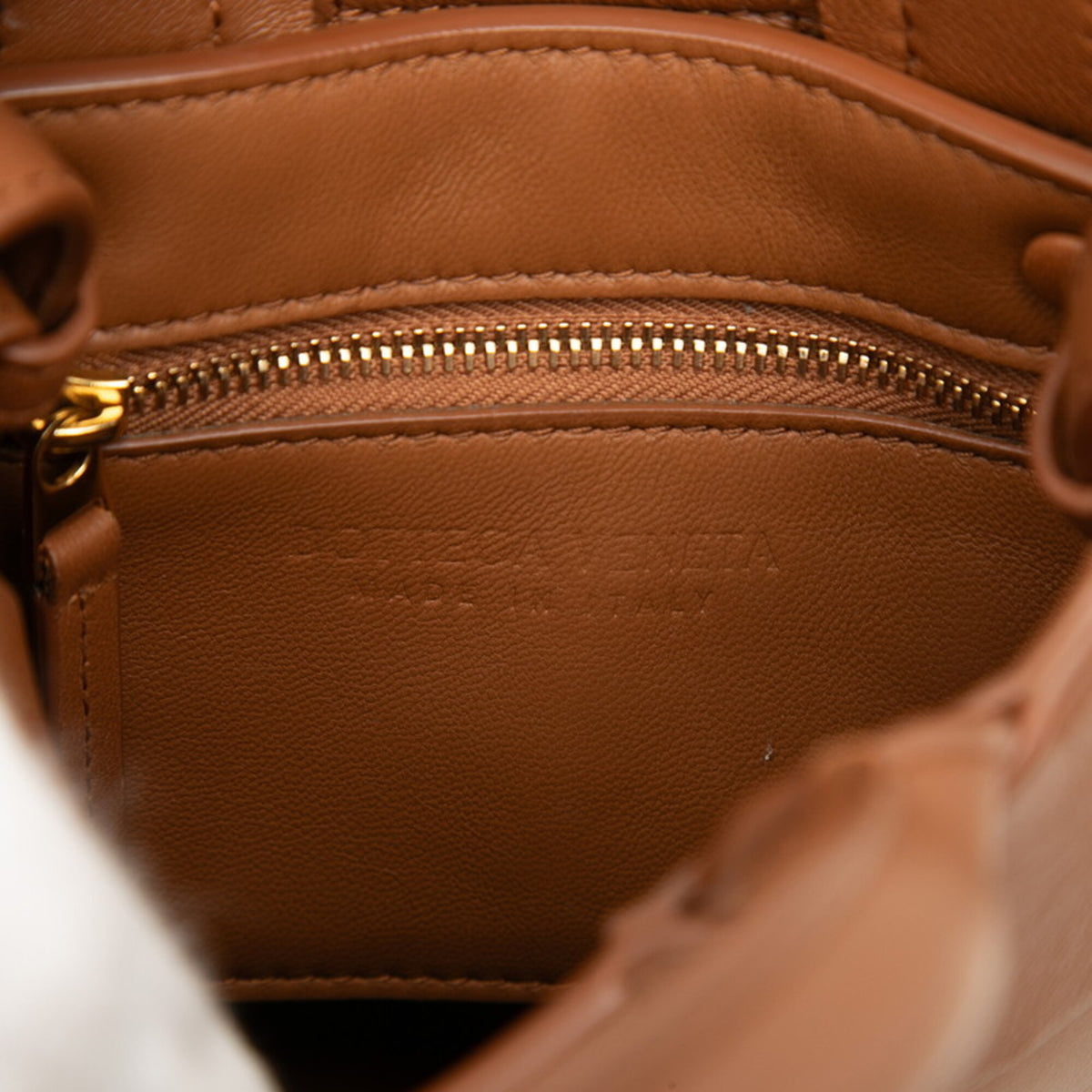 Bottega Veneta Brown Leather Pochette Shoulder Bag (Pre-Owned)