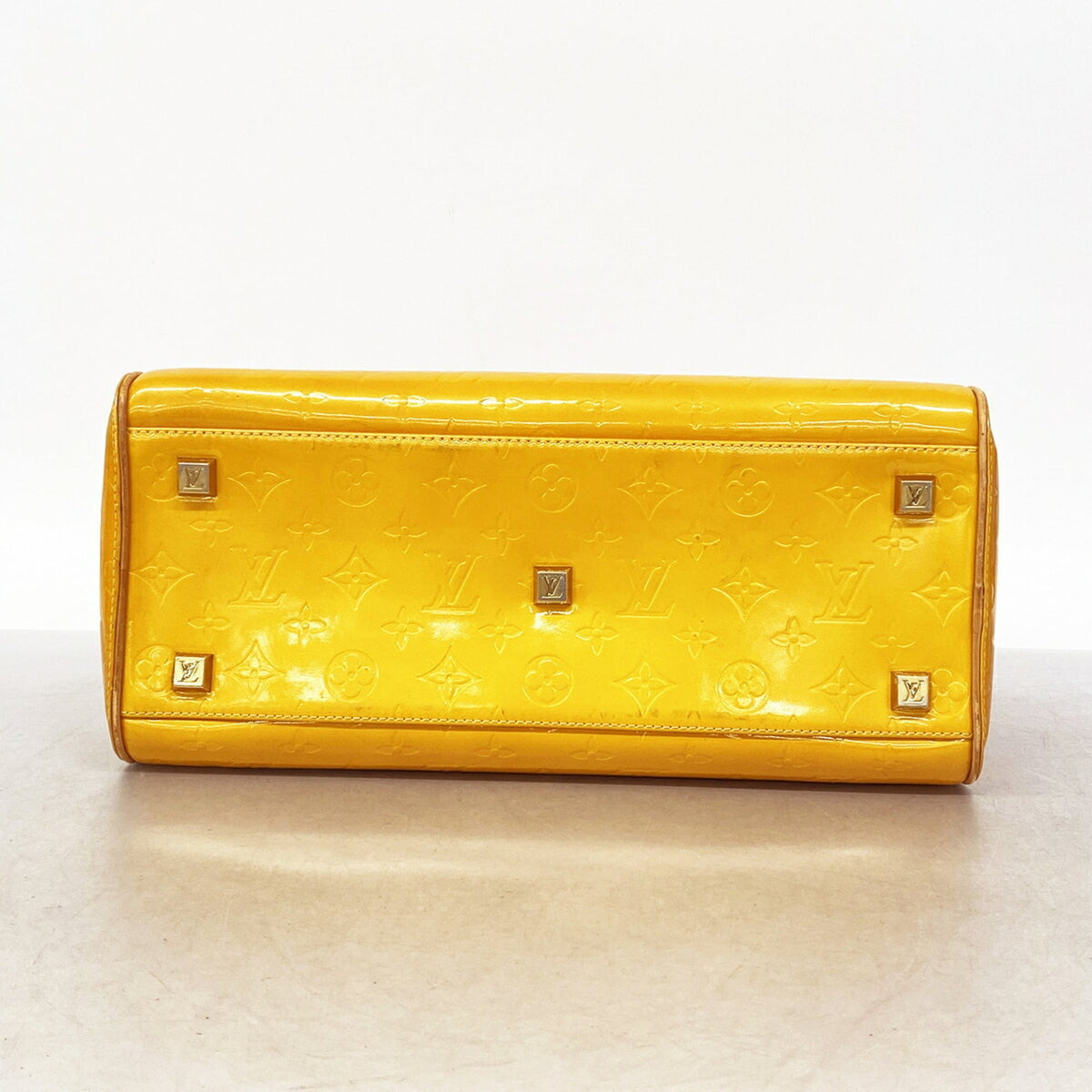 Louis Vuitton Jaune Handbag (Pre-Owned)