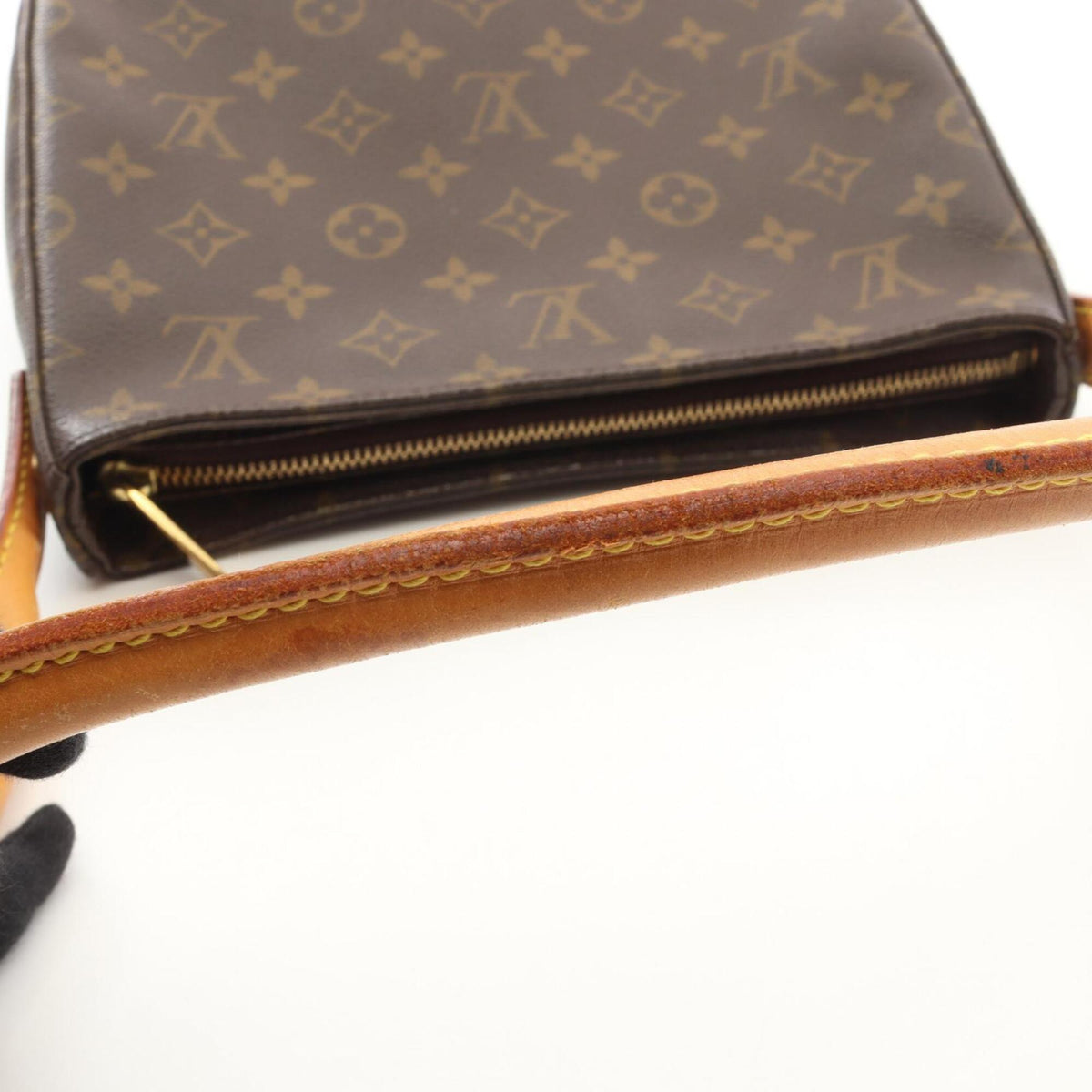 Louis Vuitton Brown Coated Canvas Leather Handbag Shoulder Bag (Pre-Owned)