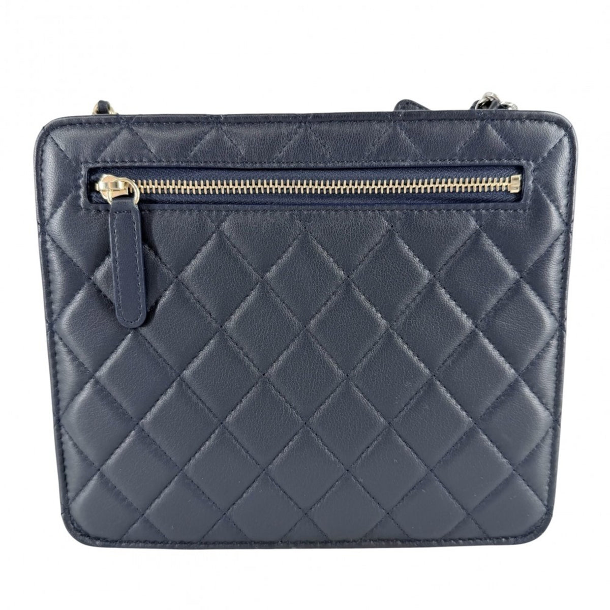 Chanel Matelasse Navy Leather Shoulder Bag (Pre-Owned)
