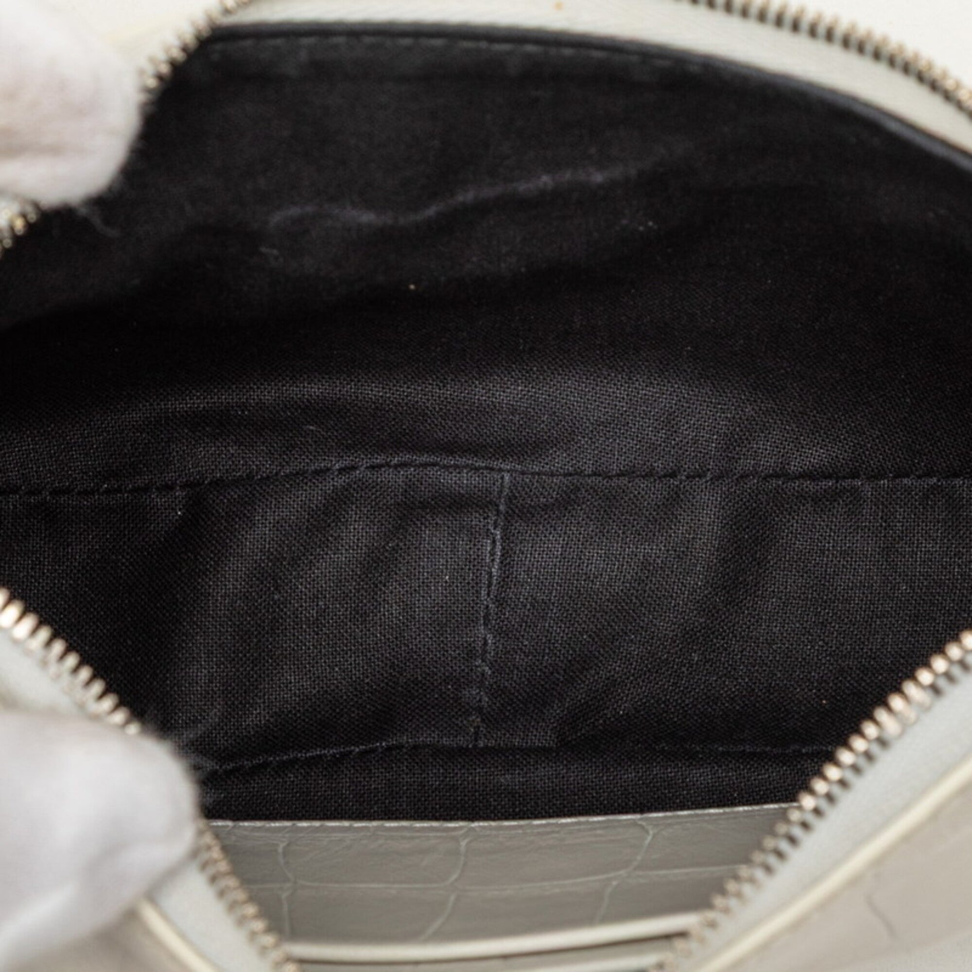Balenciaga White Leather Handbag Shoulder Bag (Pre-Owned)