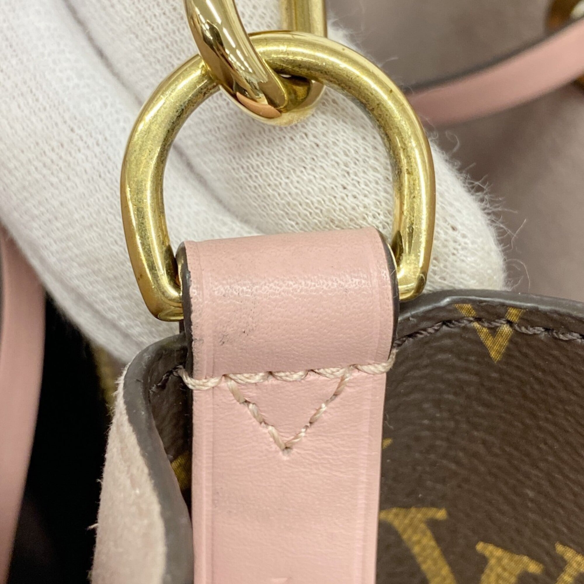 Louis Vuitton Brown Rose Poudre Shoulder Bag (Pre-Owned)