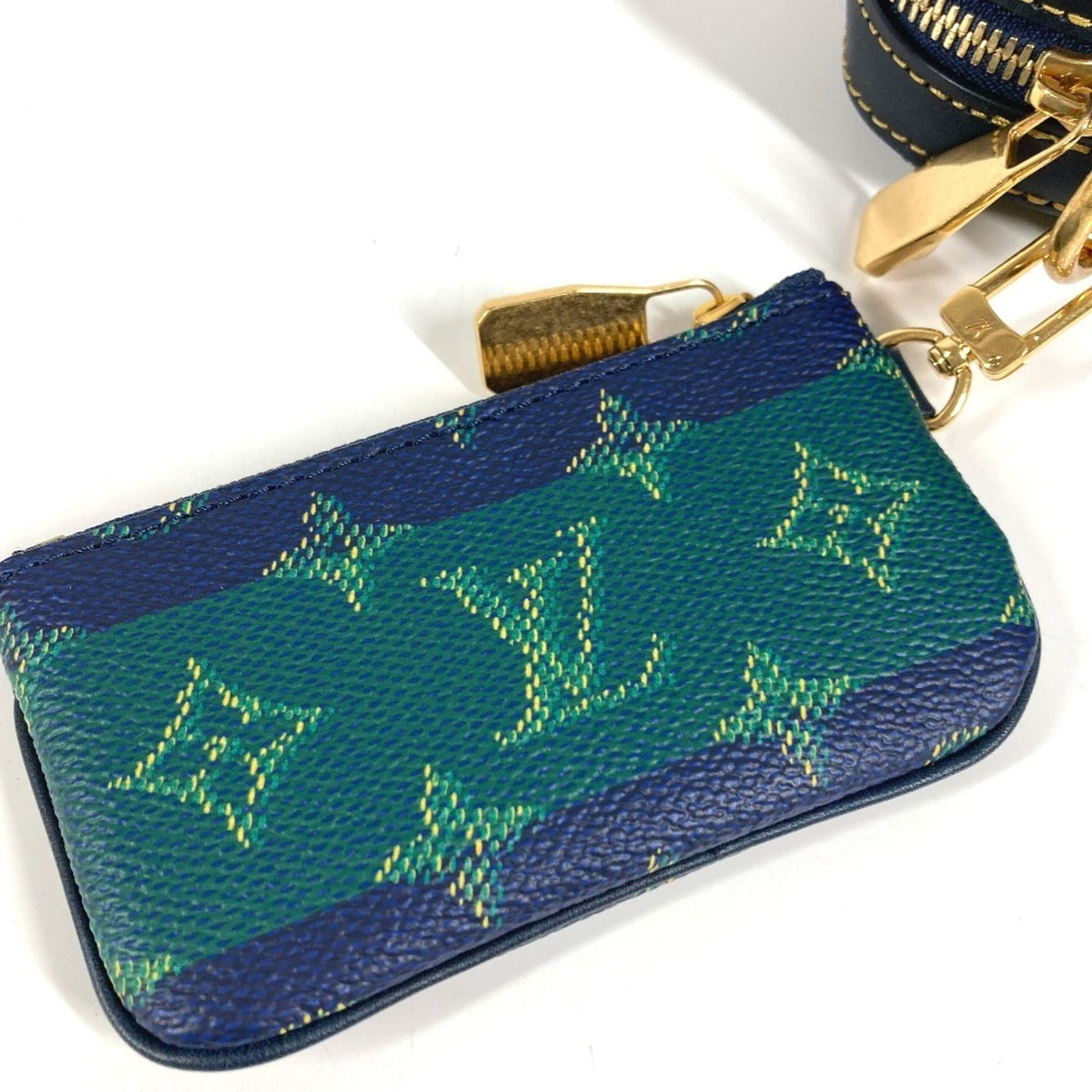 Louis Vuitton Blue Green Clutch Bag (Pre-Owned)