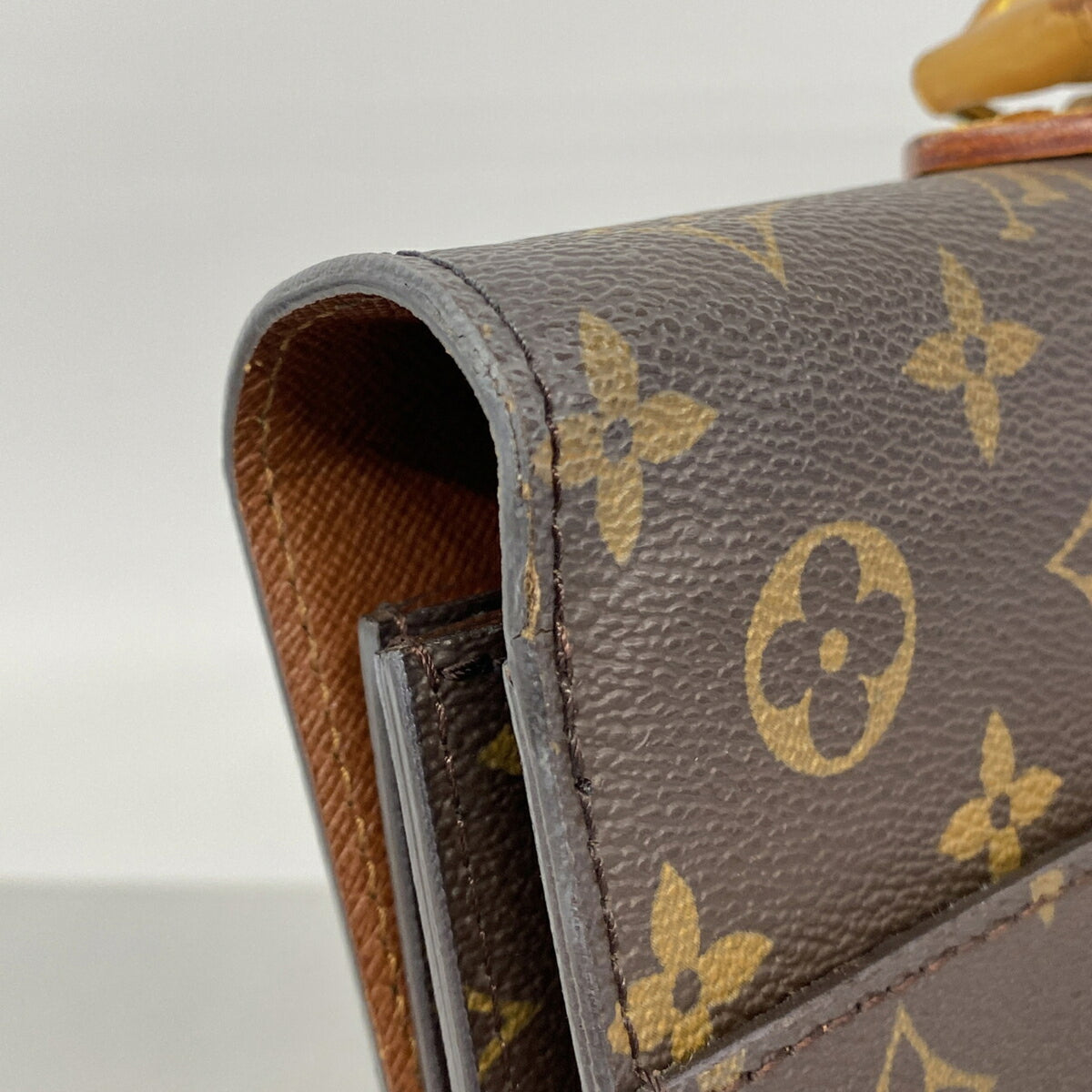 Louis Vuitton Brown Briefcase (Pre-Owned)