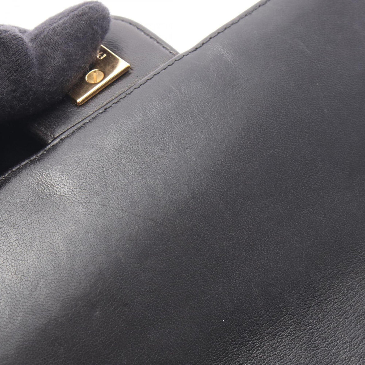 Chanel Matelasse Black Leather Handbag (Pre-Owned)