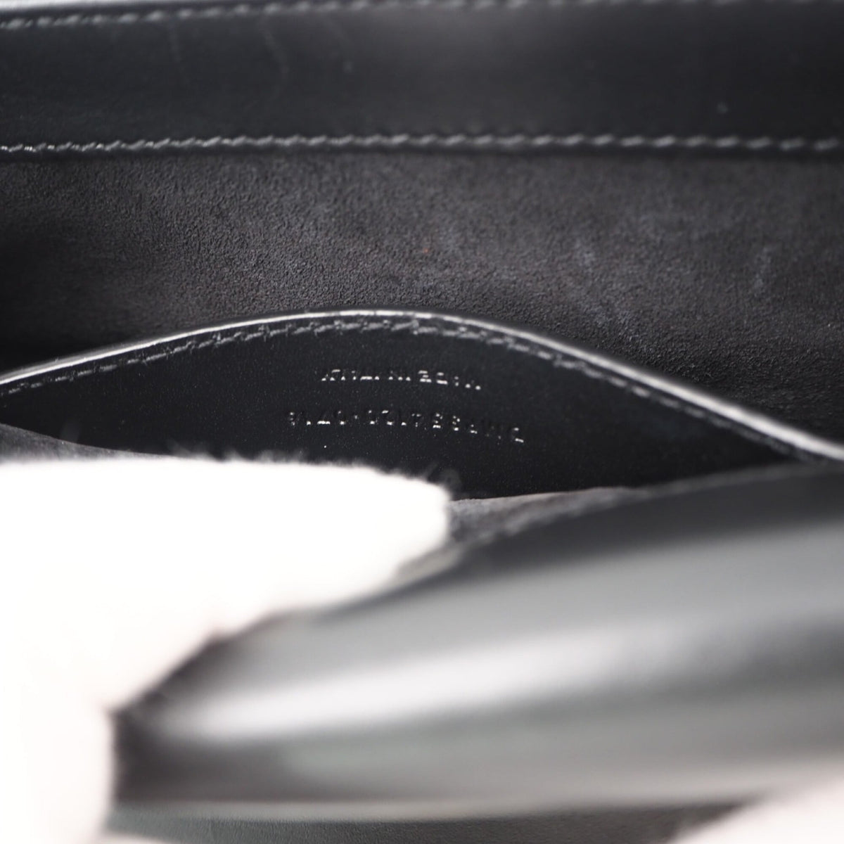 Yves Saint Laurent Black Leather Shoulder Bag (Pre-Owned)