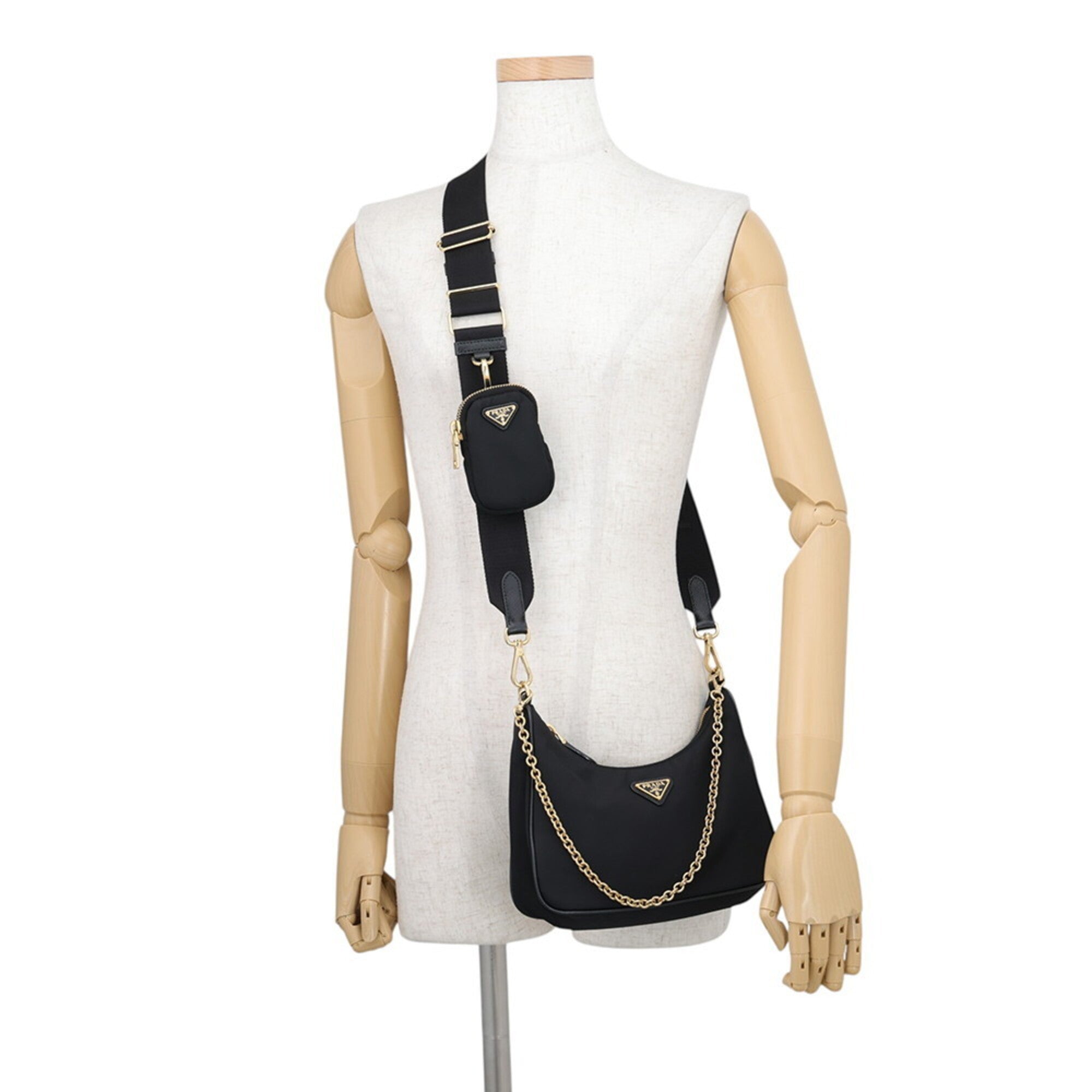 Prada Black Nylon Handbag Shoulder Bag (Pre-Owned)