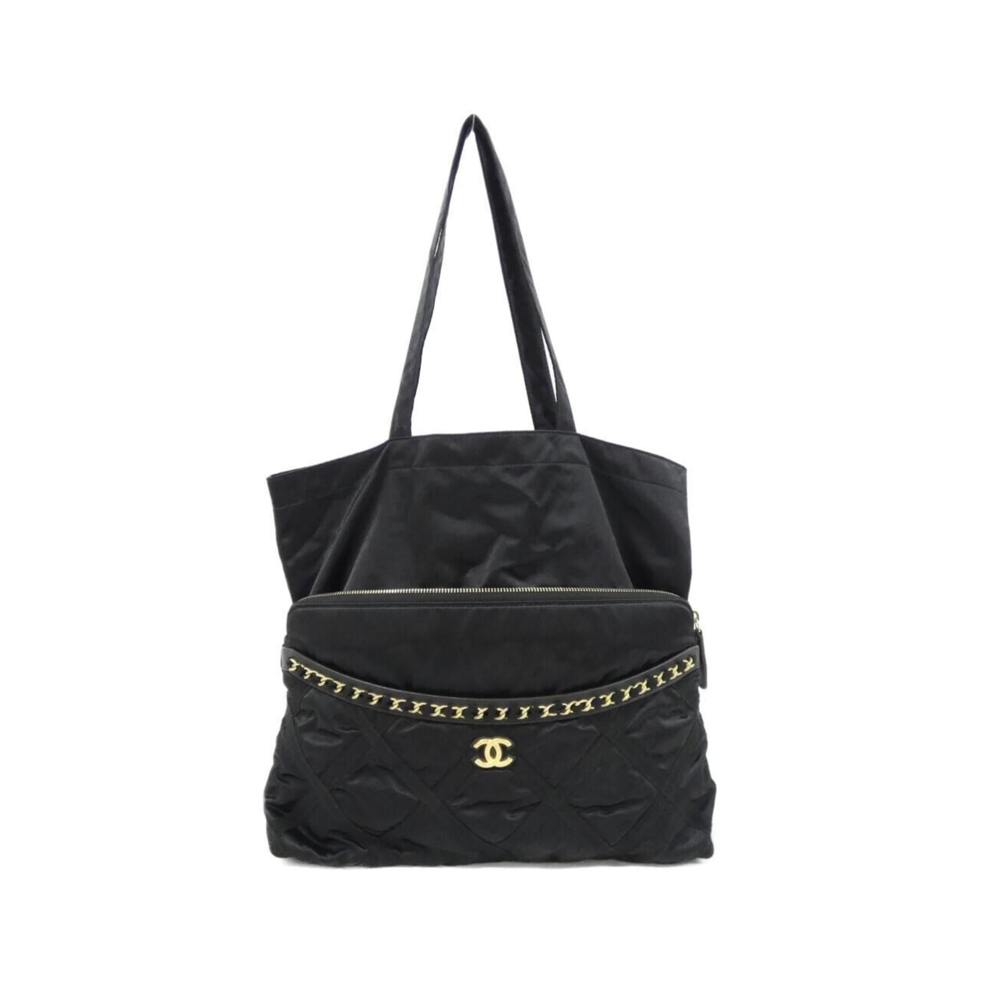 Chanel Black Nylon Handbag (Pre-Owned)