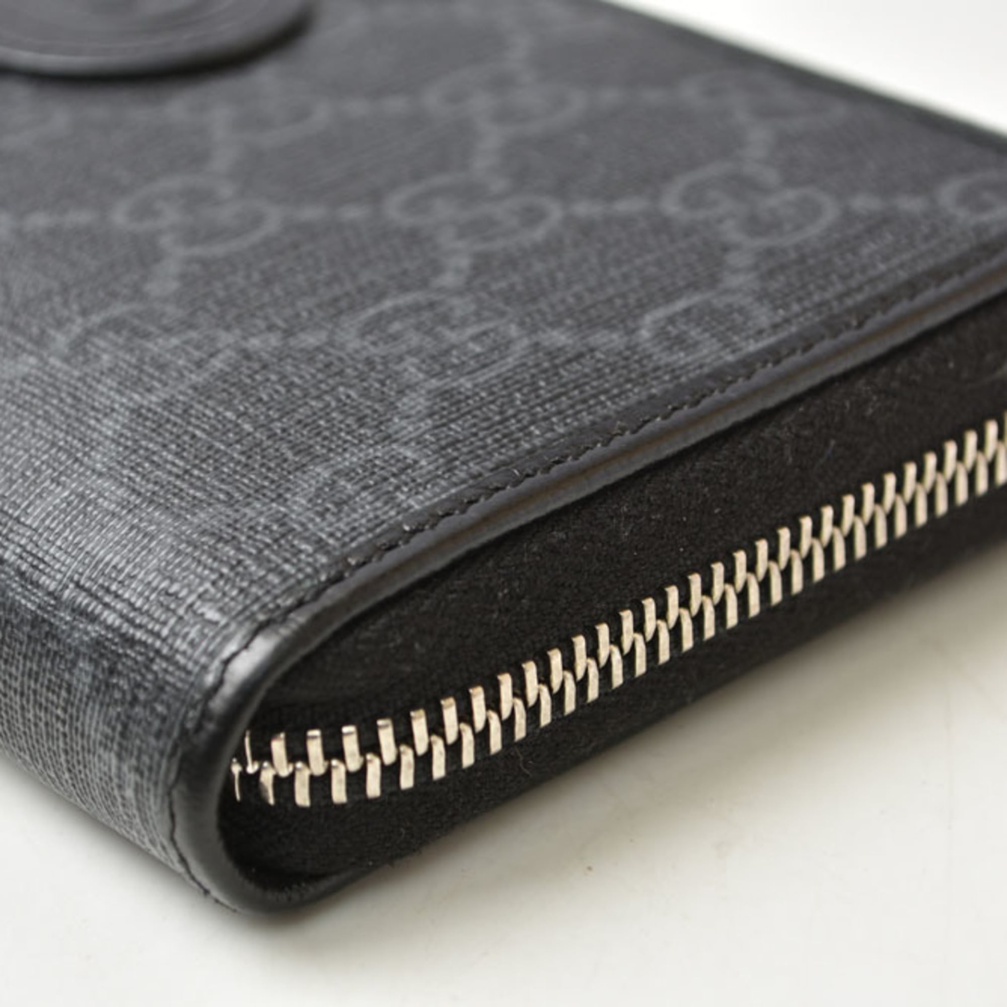 Gucci Black Gray Gg Supreme Coin Purse/Coin Case (Pre-Owned)
