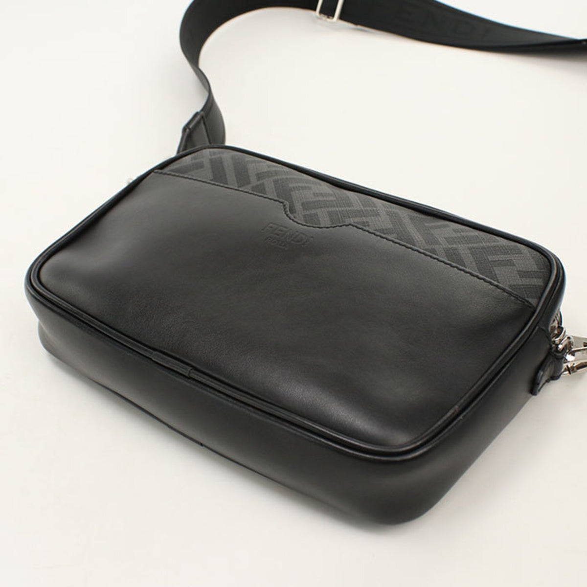 Fendi Black Pvc Shoulder Bag (Pre-Owned)