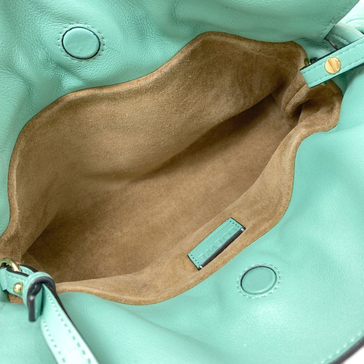Loewe Green Leather Shoulder Bag (Pre-Owned)