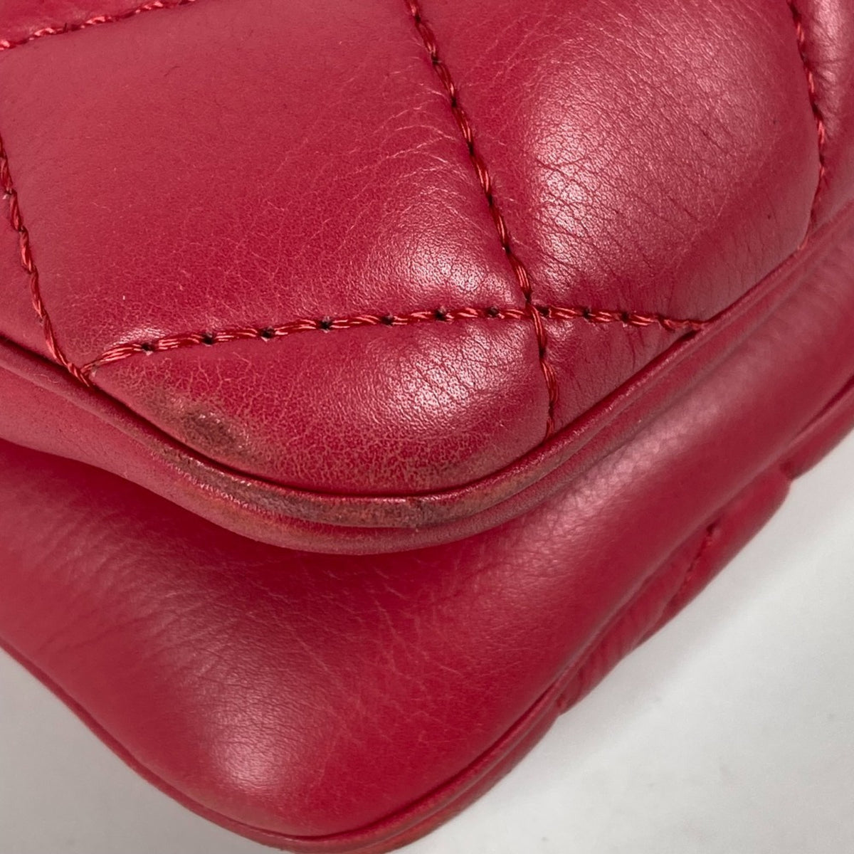 Chanel Pink Leather Tote Bag (Pre-Owned)