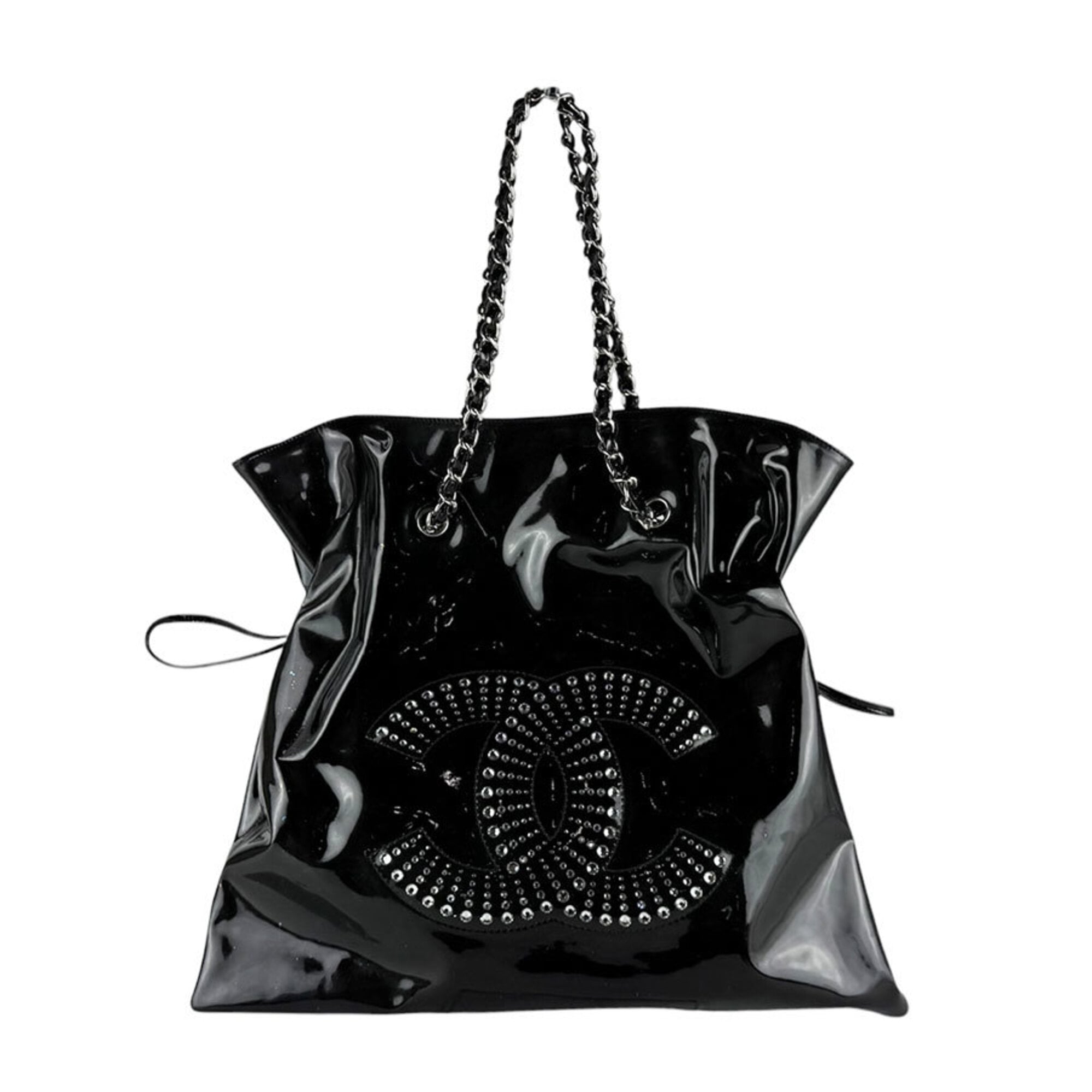 Chanel Black Patent Leather Shoulder Bag (Pre-Owned)