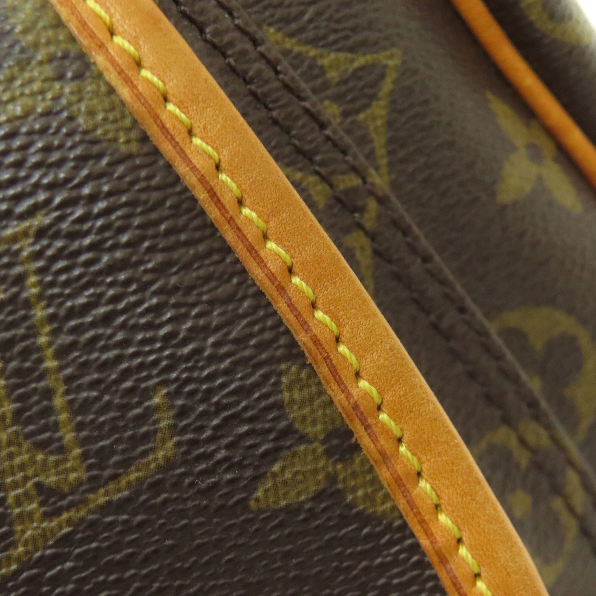 Louis Vuitton Brown Monogram Monogram Canvas Shoulder Bag (Pre-Owned)