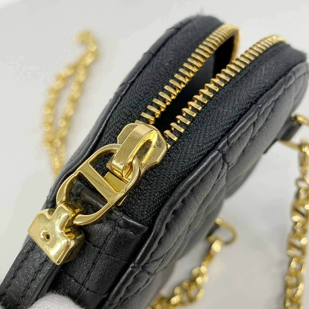 Christian Dior Black Leather Shoulder Bag (Pre-Owned)
