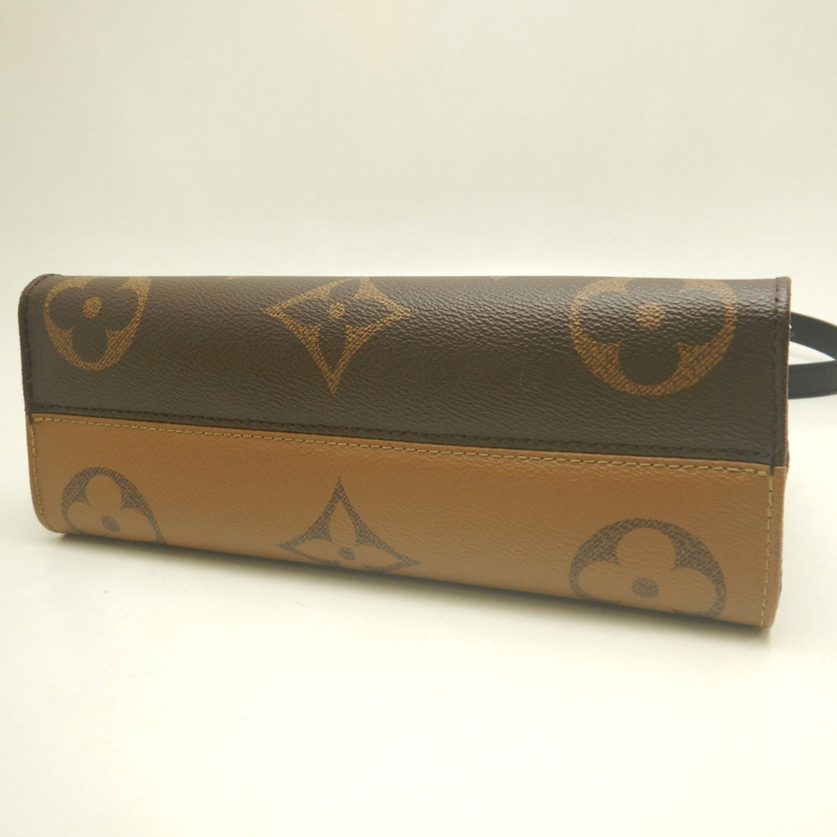 Louis Vuitton Brown Monogram Canvas Handbag (Pre-Owned)