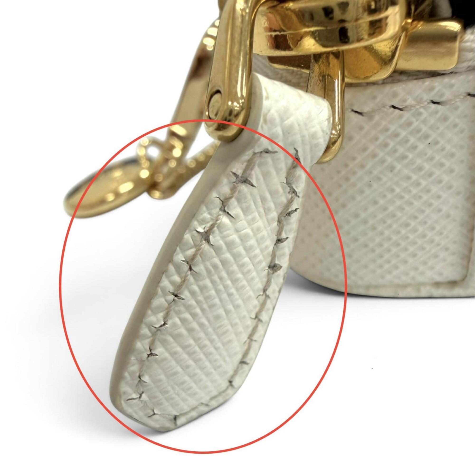 Prada White Leather Pouch (Pre-Owned)