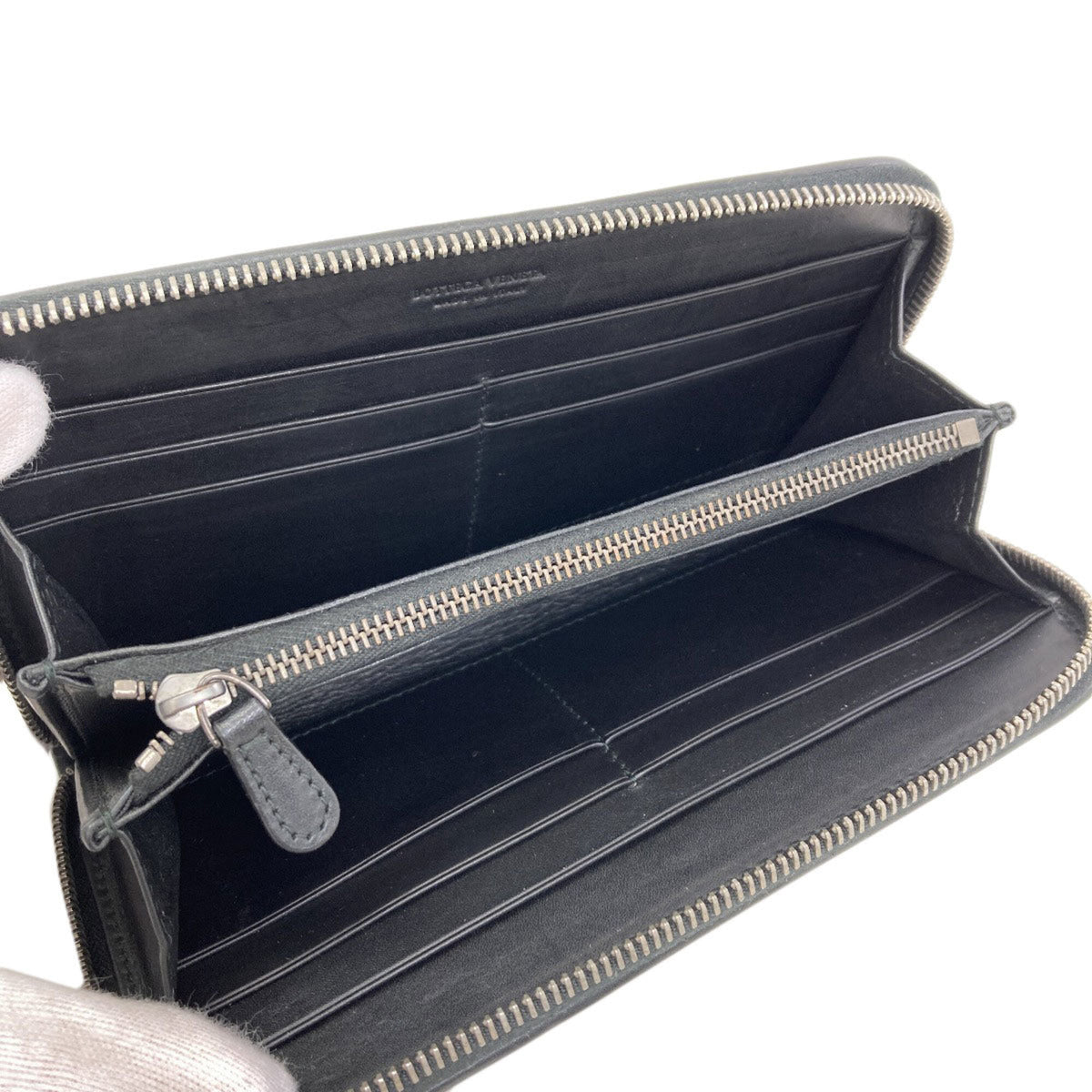 Bottega Veneta Black Leather Long Wallet (Bi-Fold) (Pre-Owned)