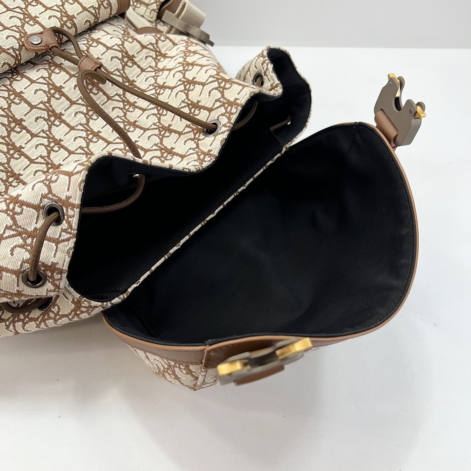 Christian Dior Beige Backpack (Pre-Owned)