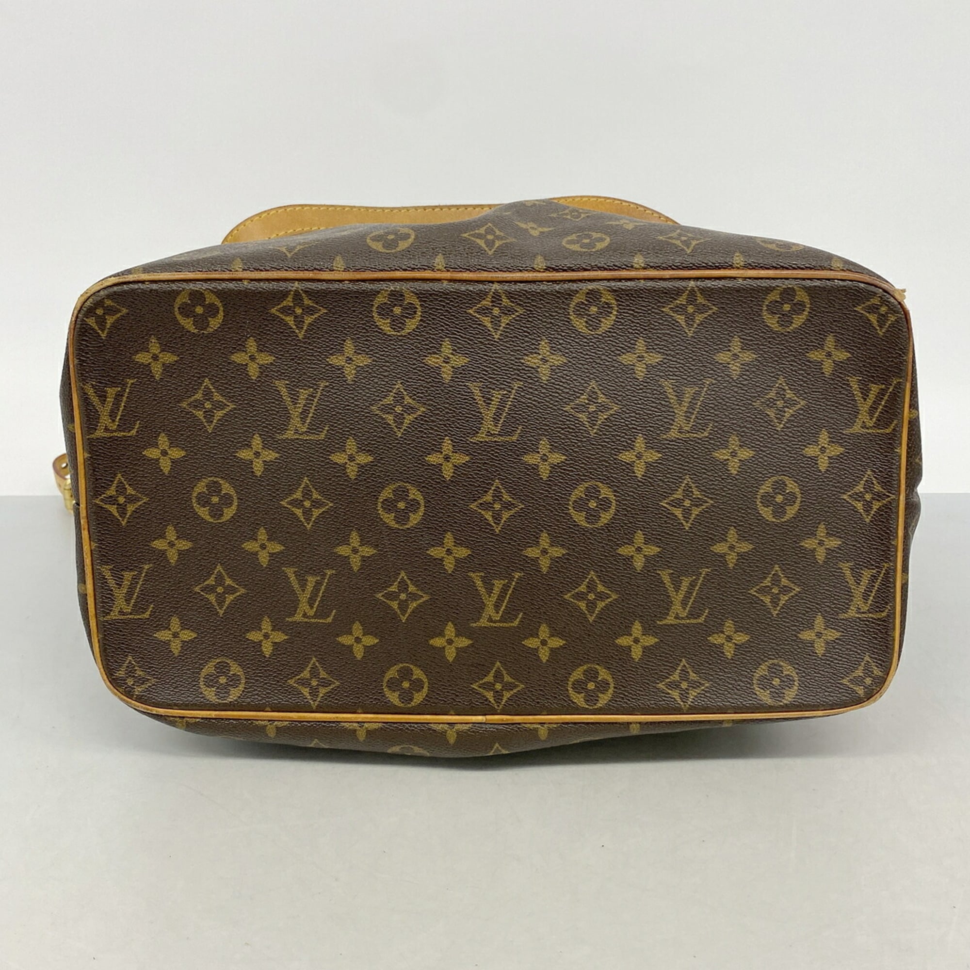 Louis Vuitton Brown Handbag (Pre-Owned)