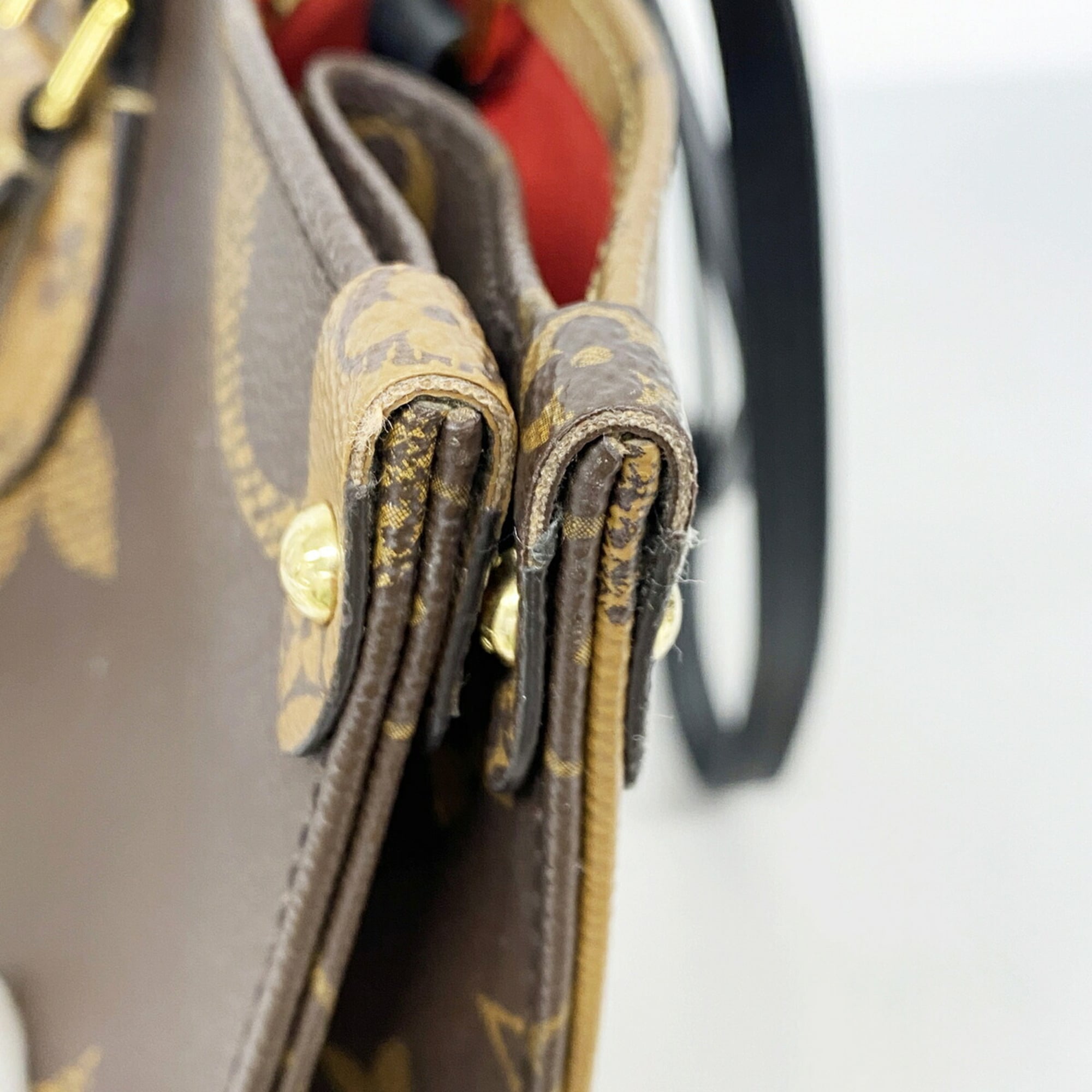 Louis Vuitton Brown Tote Bag (Pre-Owned)