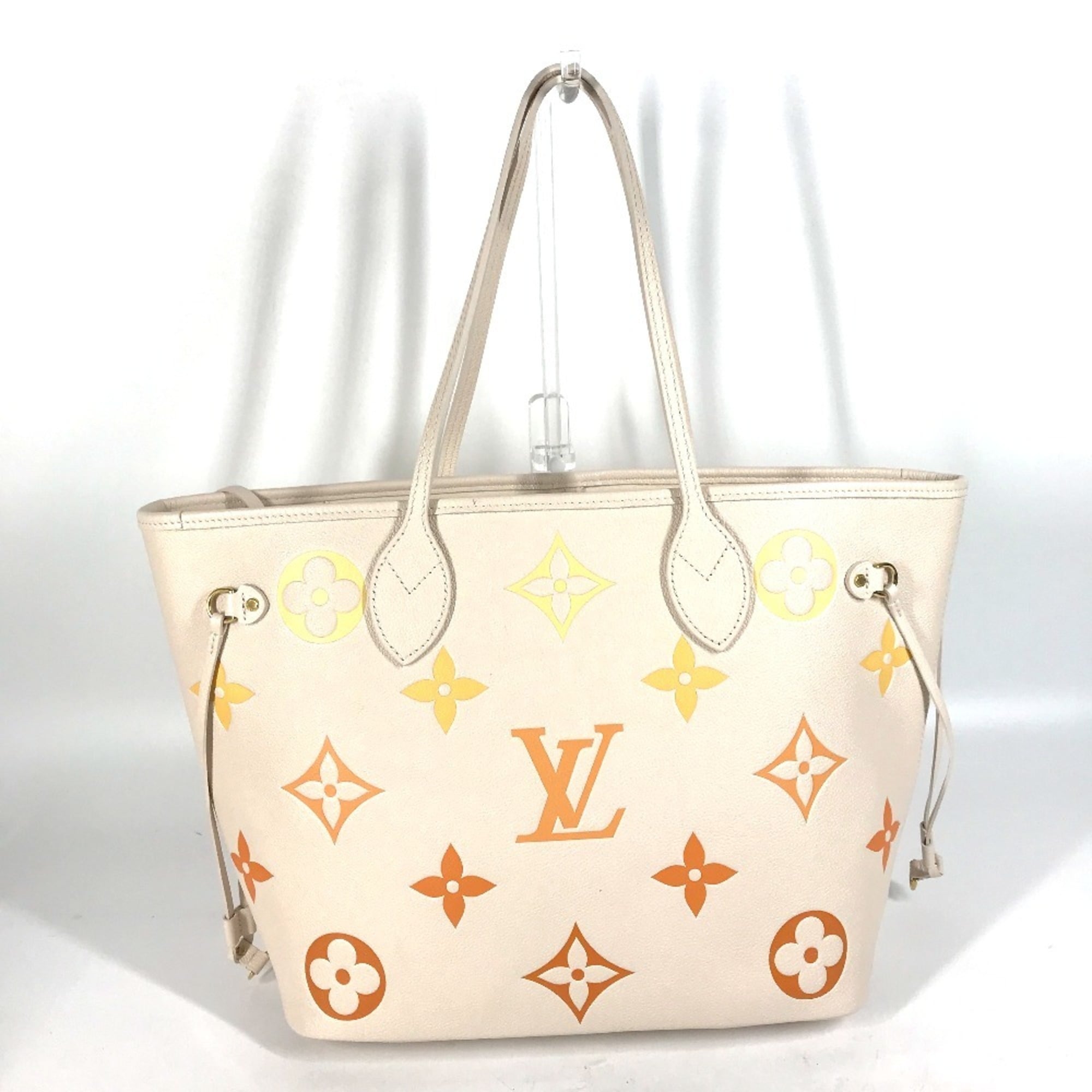 Louis Vuitton Beige Monogram Empreinte Pouch Shoulder Bag Tote Bag (Pre-Owned)