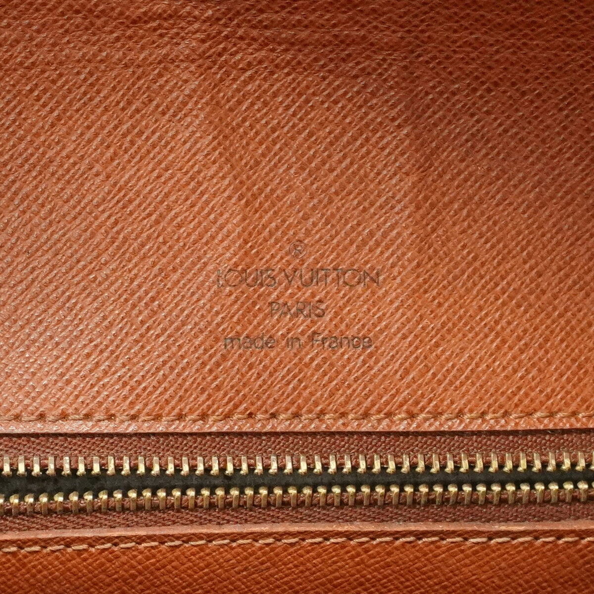 Louis Vuitton Brown Shoulder Bag (Pre-Owned)