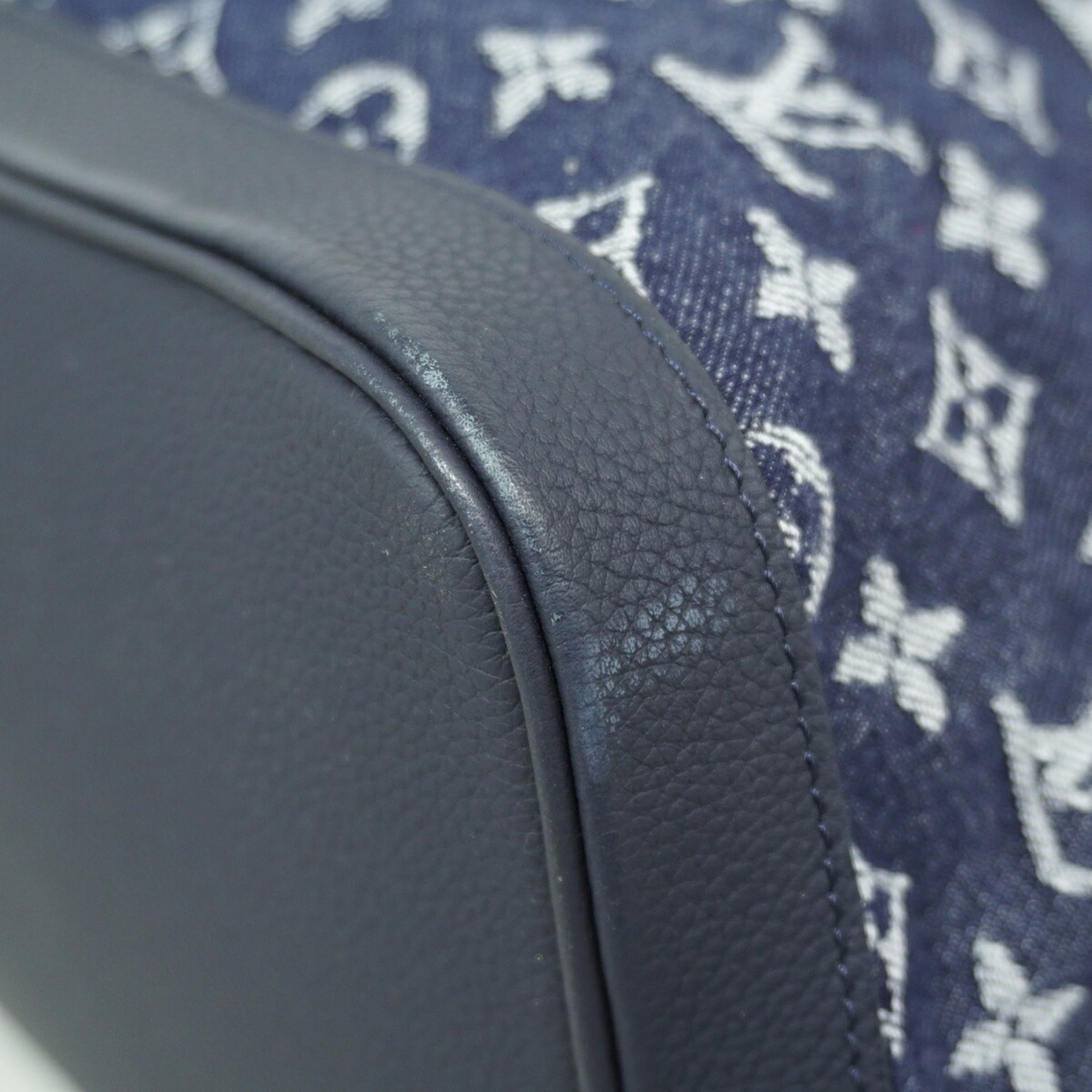 Louis Vuitton Grand Blue Tote Bag (Pre-Owned)