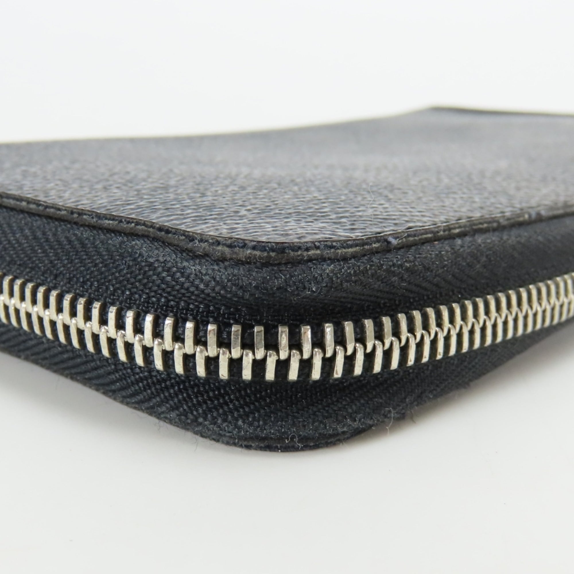 Louis Vuitton Black Gray Damier Graphite Leather Long Wallet (Bi-Fold) (Pre-Owned)