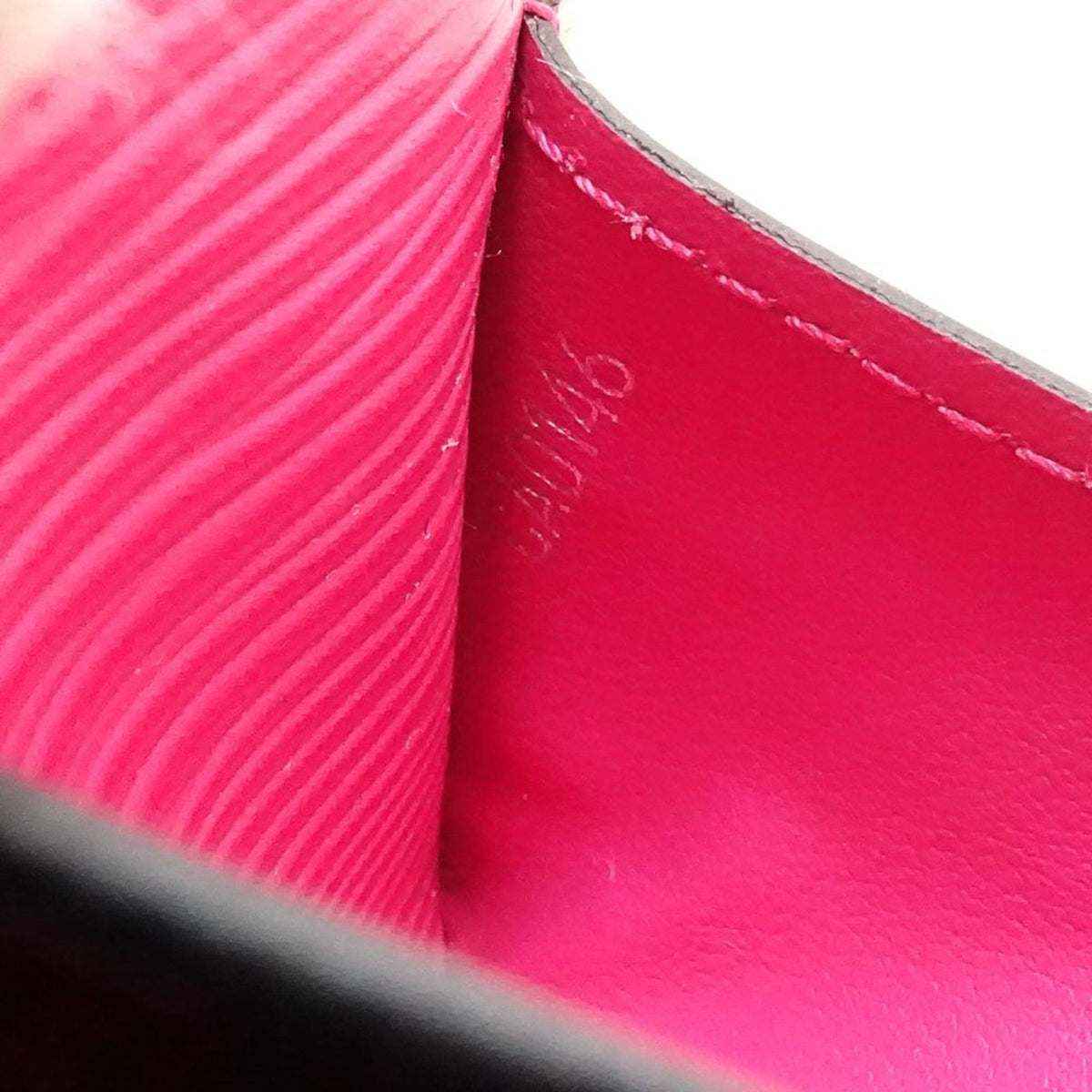 Louis Vuitton Hot Pink Leather Long Wallet (Bi-Fold) (Pre-Owned)