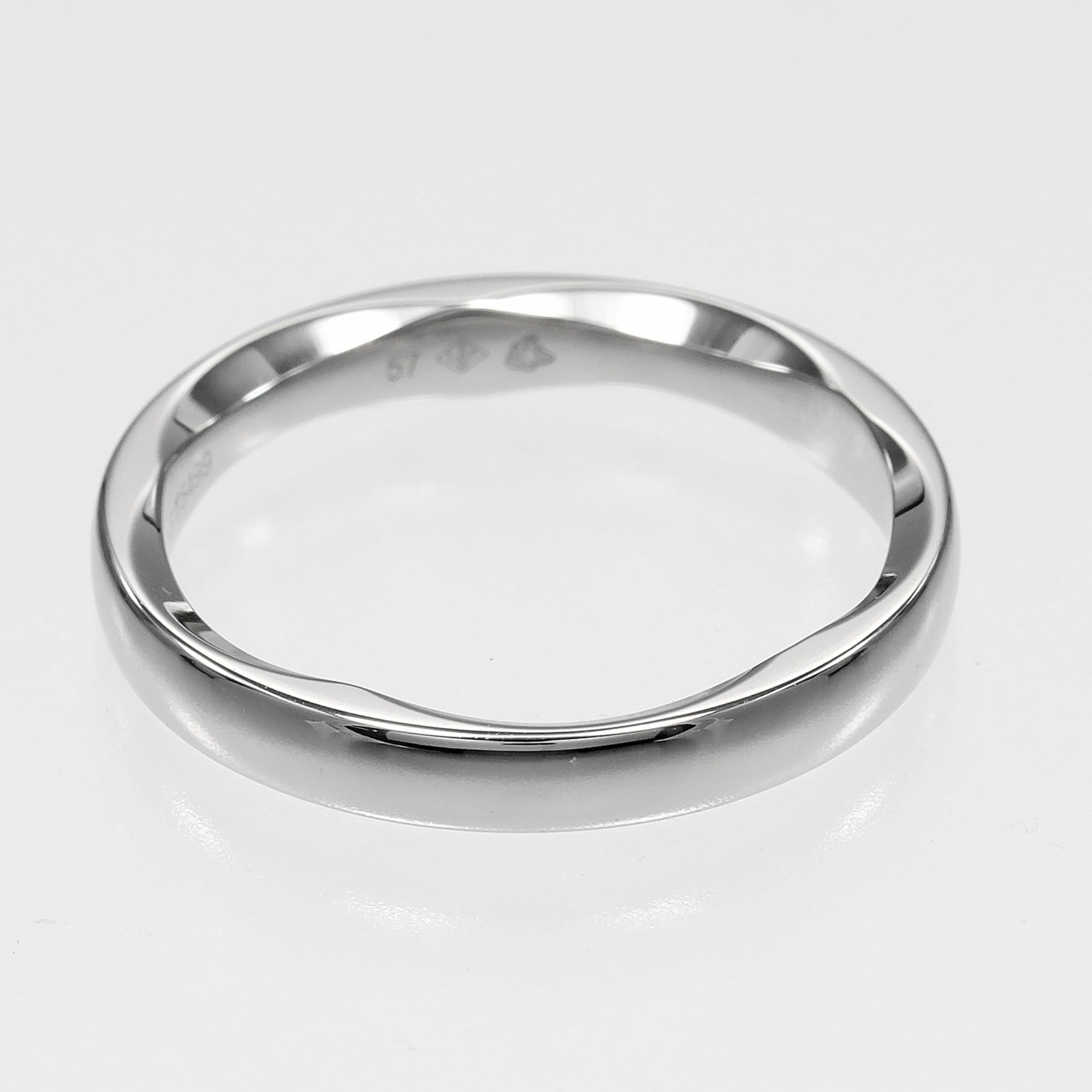 Chanel Silver Platinum 950 Band Ring (Pre-Owned)