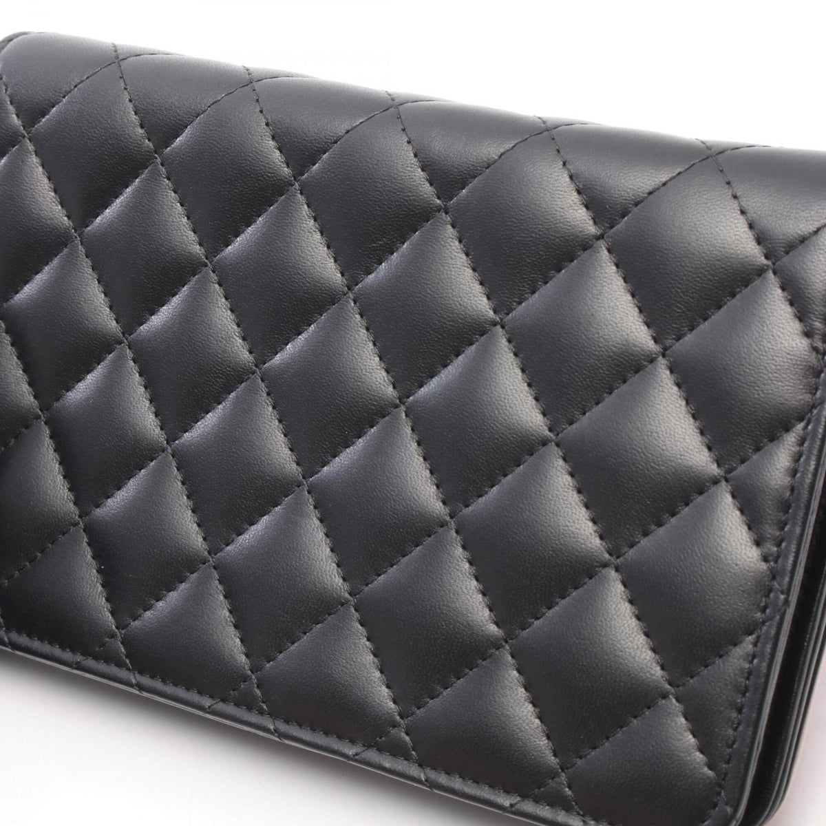 Chanel Black Pink Leather Handbag Shoulder Bag (Pre-Owned)