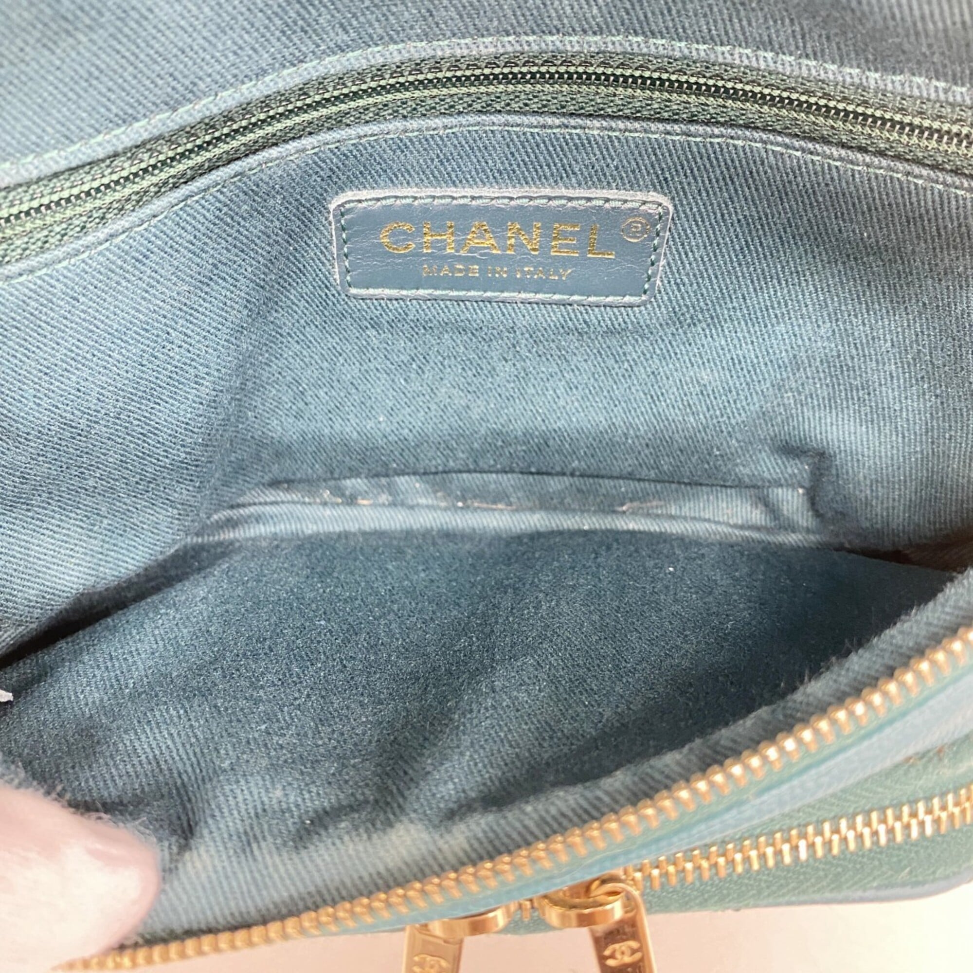 Chanel Green Grained Calfskin Fanny Pack (Pre-Owned)
