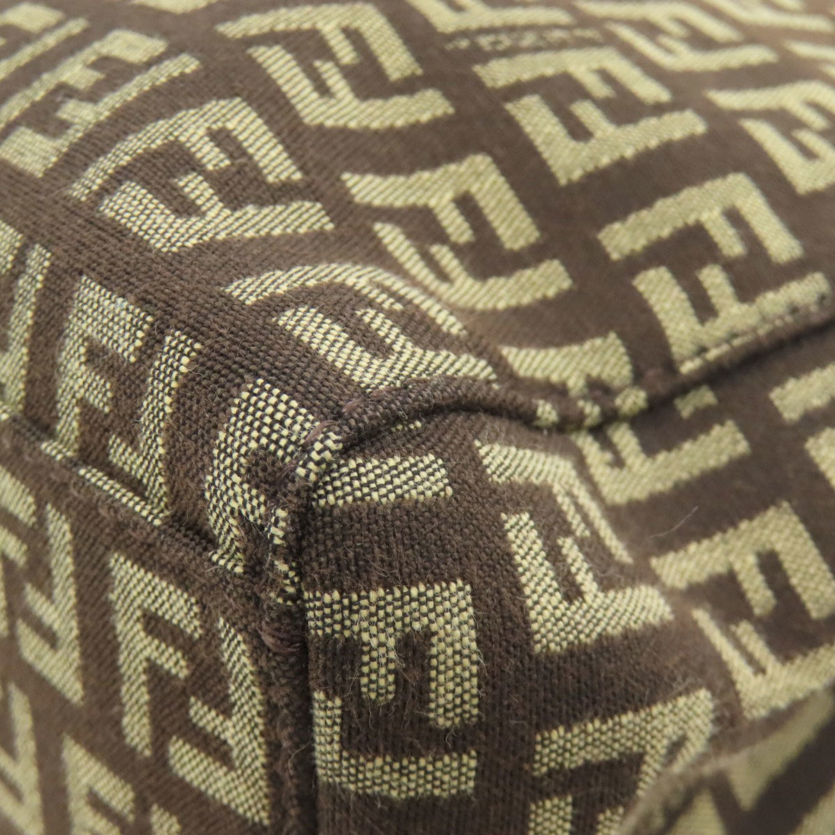 Fendi Brown Canvas Handbag (Pre-Owned)