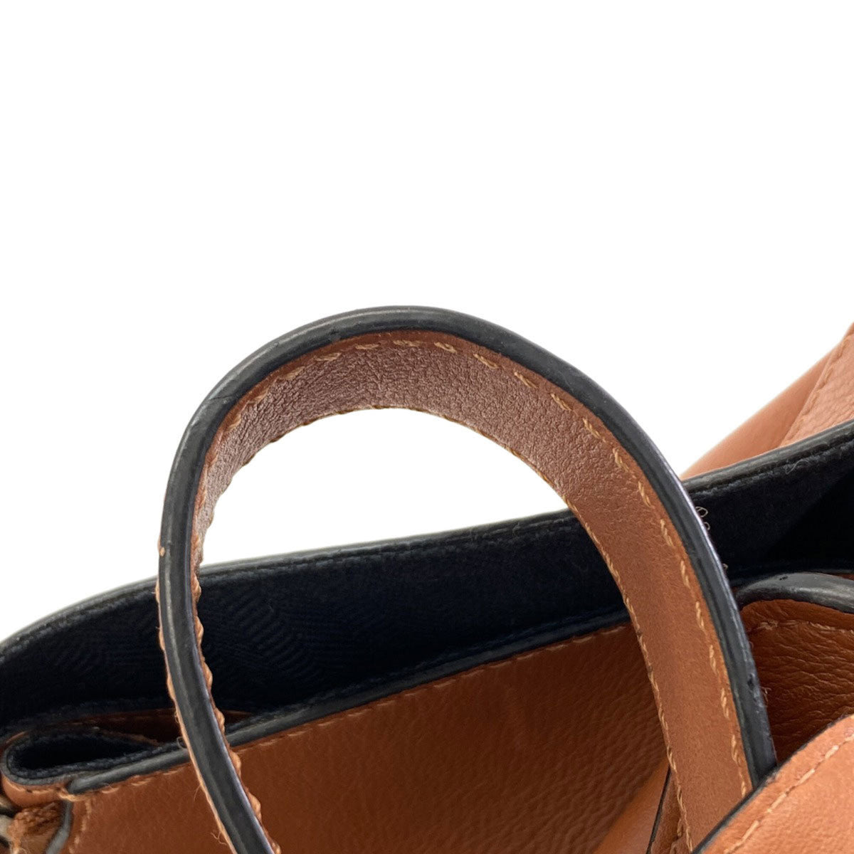 Loewe Brown Handbag (Pre-Owned)