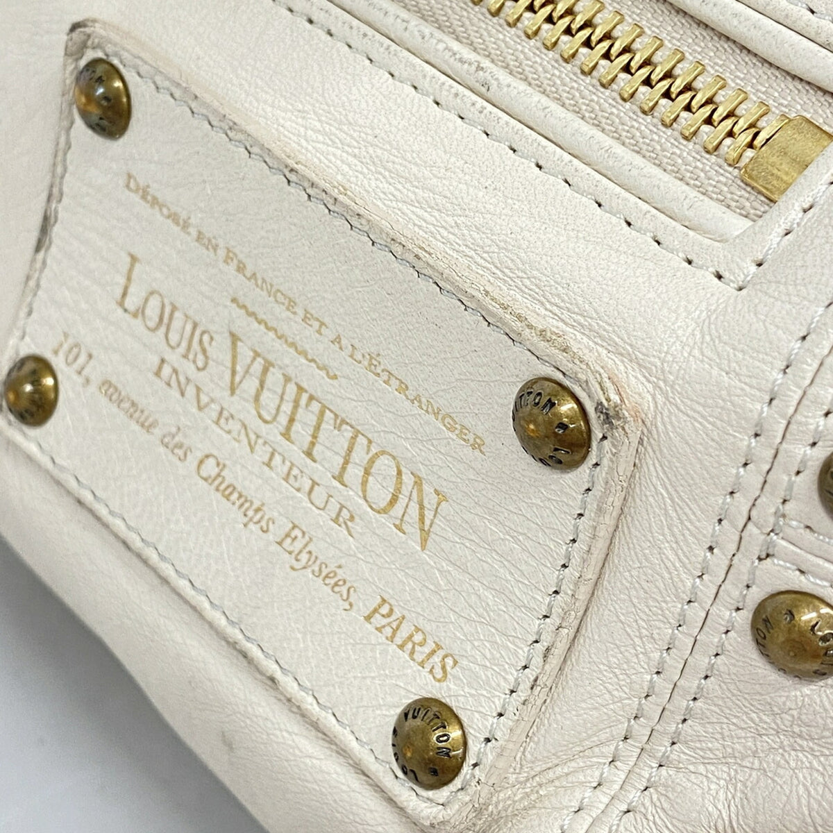 Louis Vuitton Ecru Handbag (Pre-Owned)