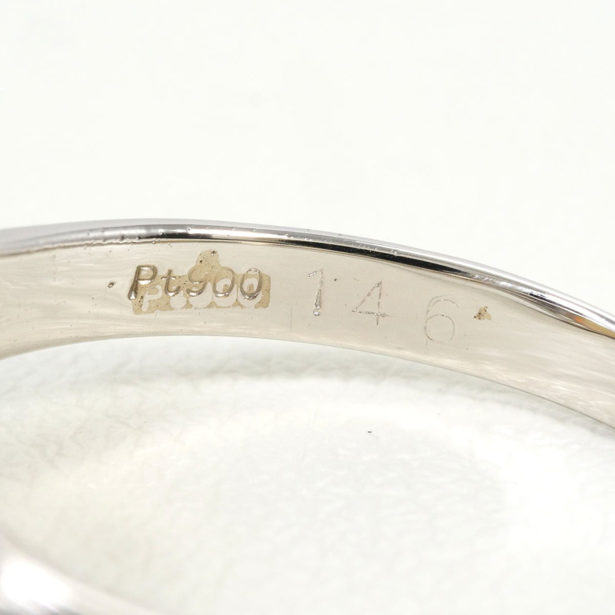 Unbranded Platinum Platinum 900 Band Ring (Pre-Owned)