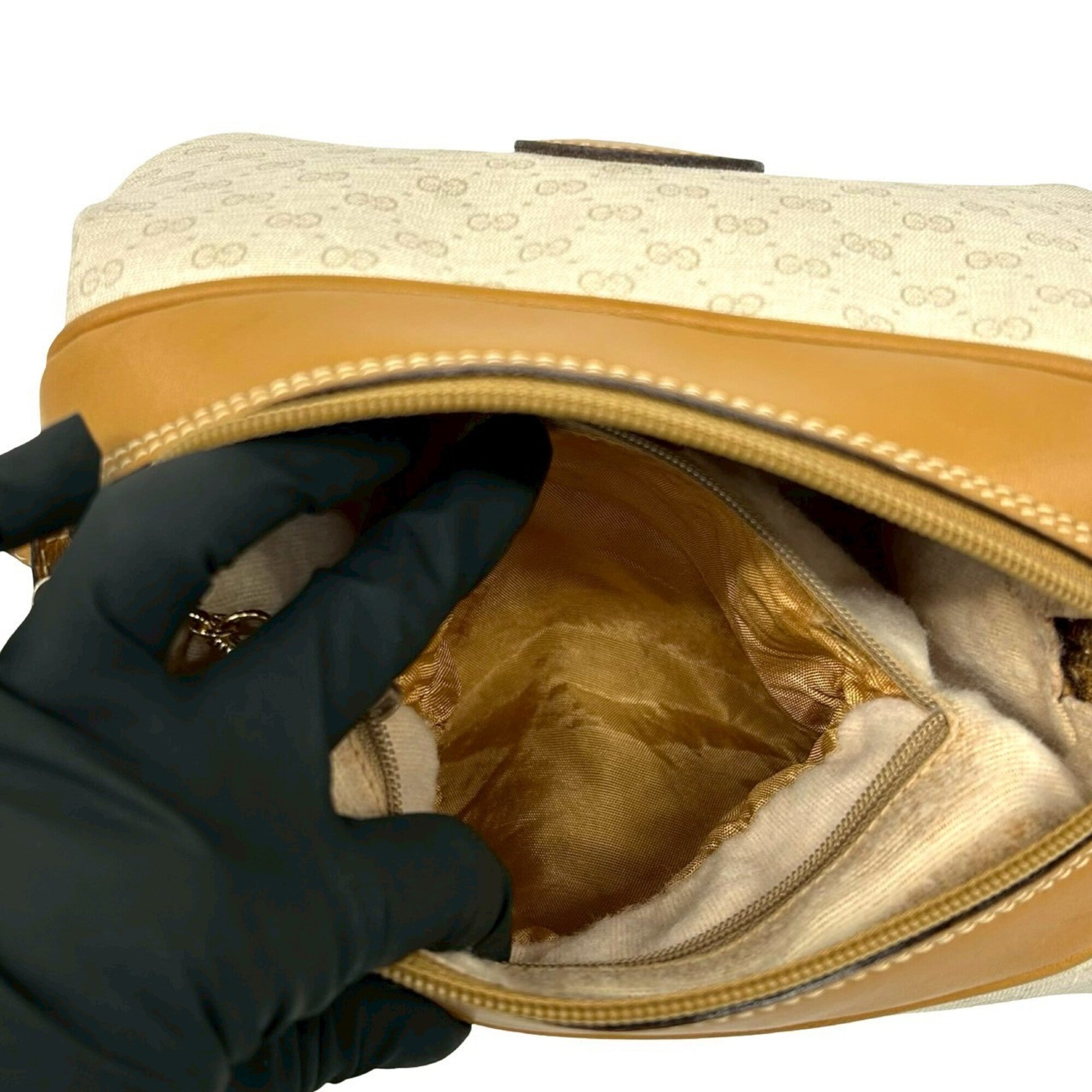Gucci Brown Ivory Pvc Leather Pochette Shoulder Bag (Pre-Owned)